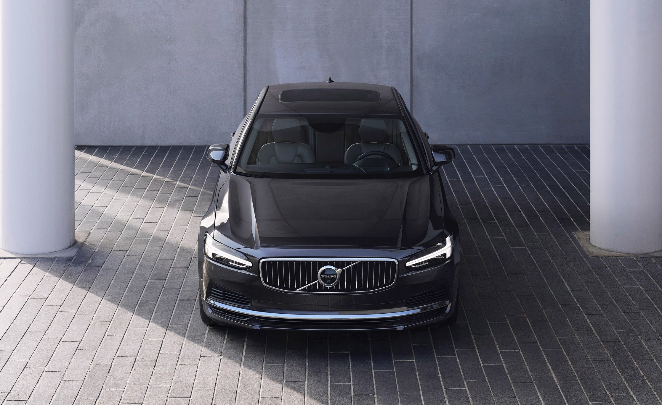 S90
