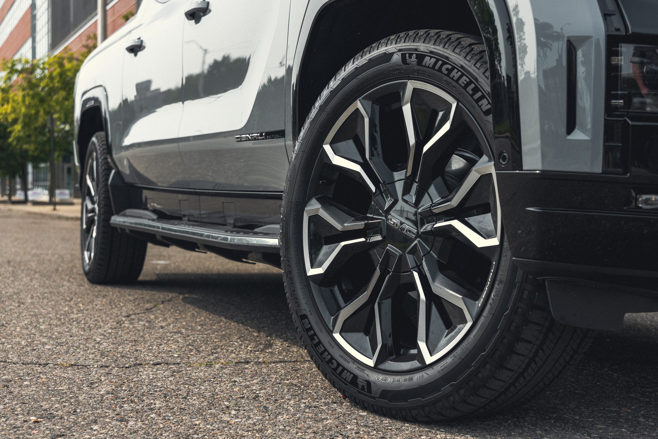 GMC Sierra EV