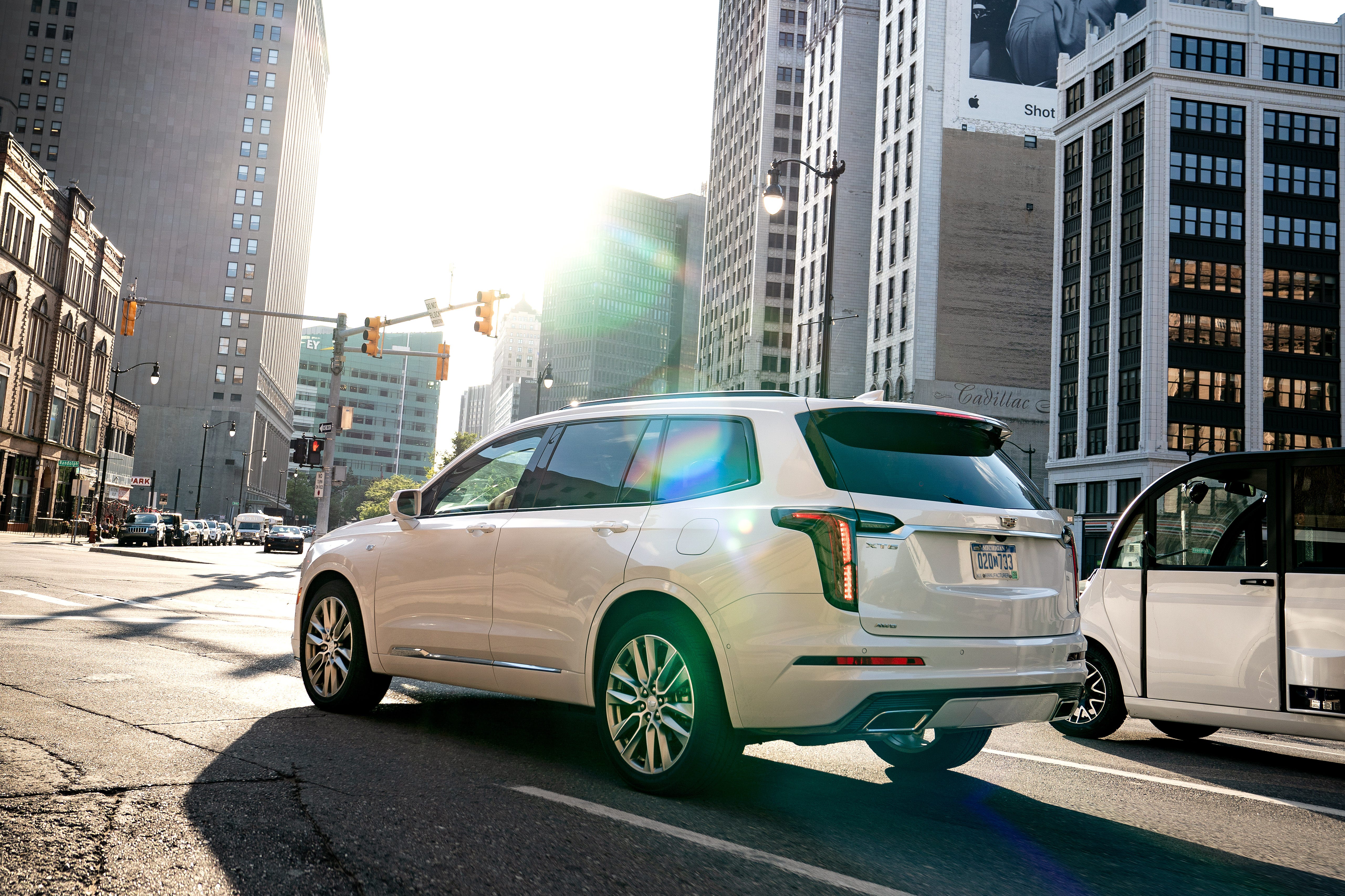XT6