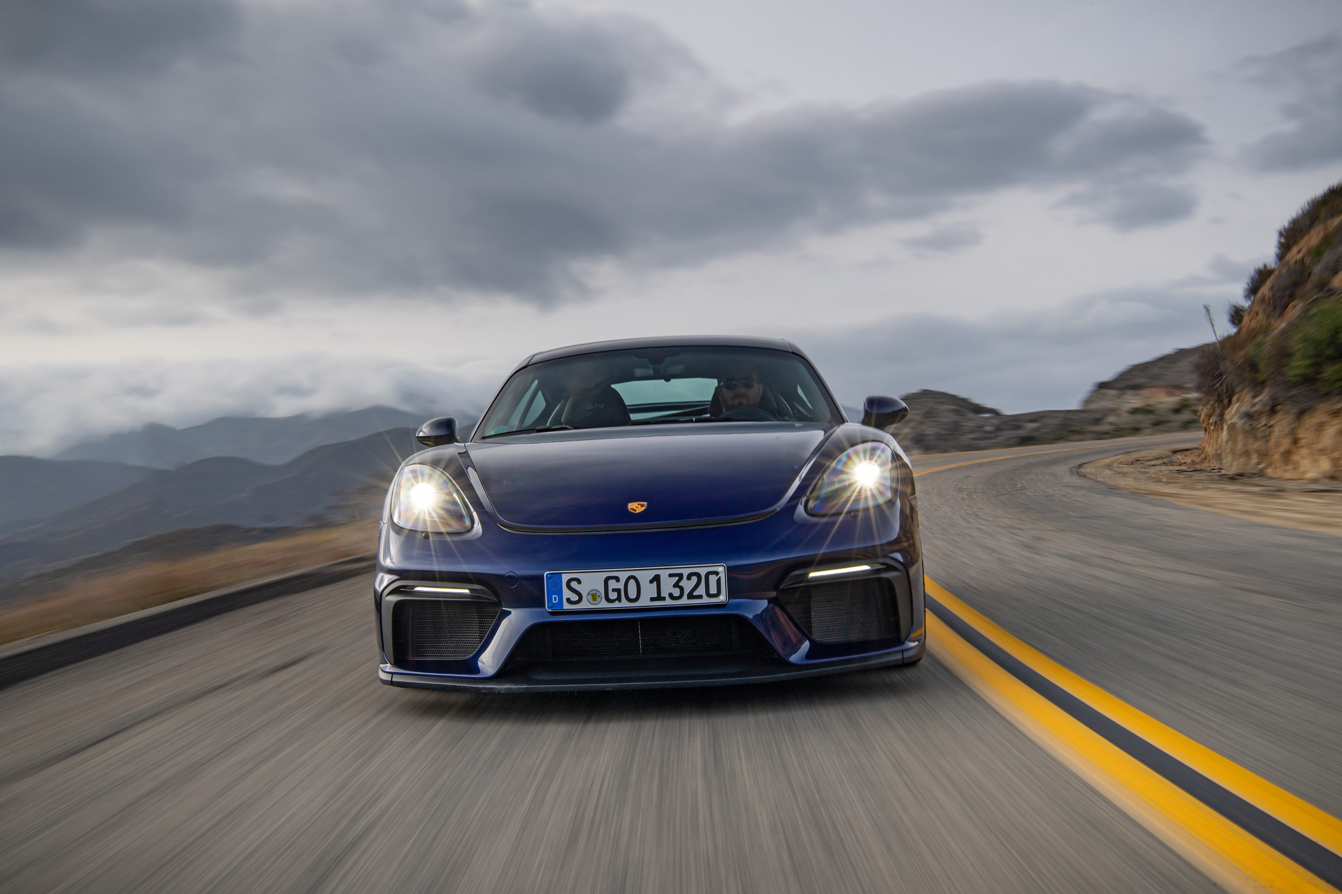 718 Cayman
