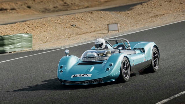 Nichols N1A Driven: Modern '60s Sports Racer