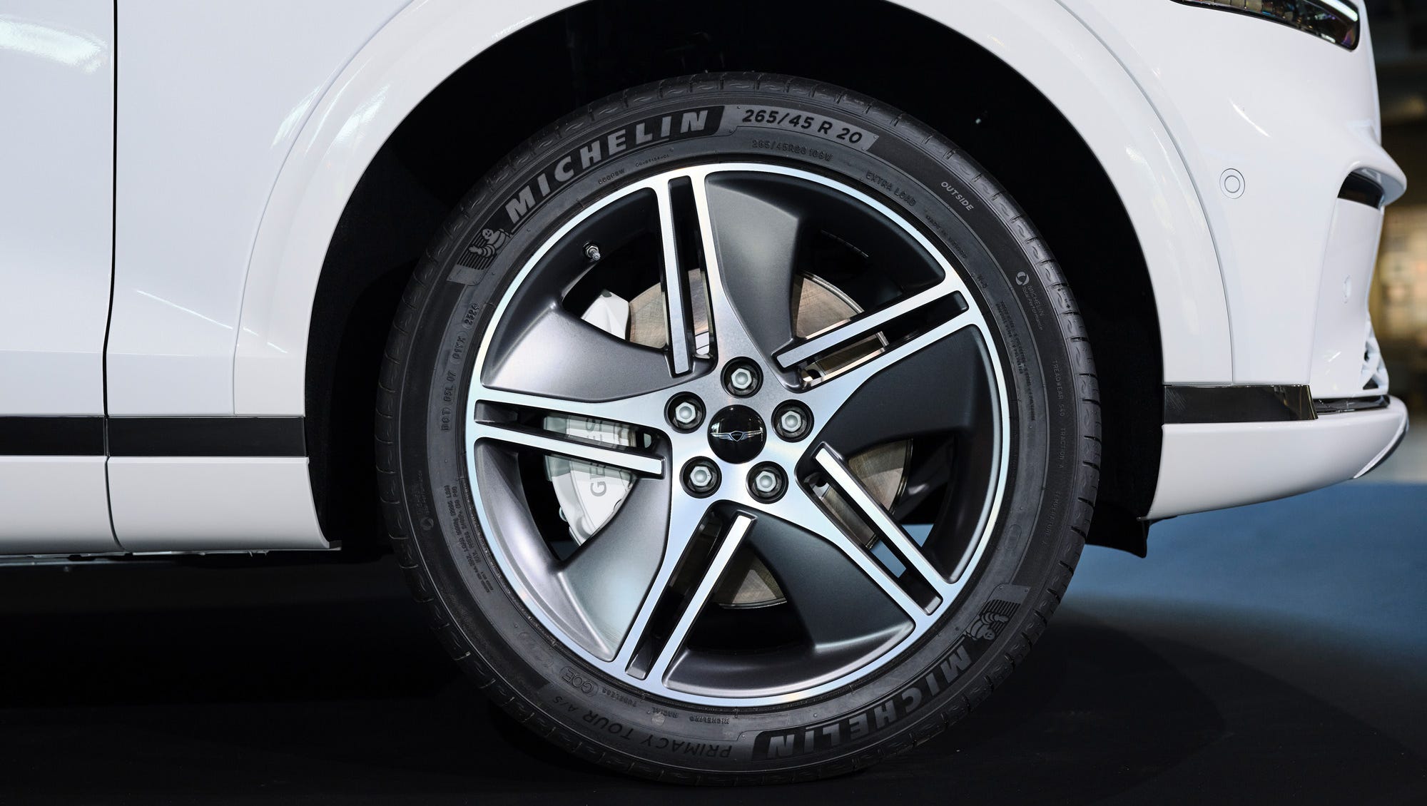 Electrified GV70