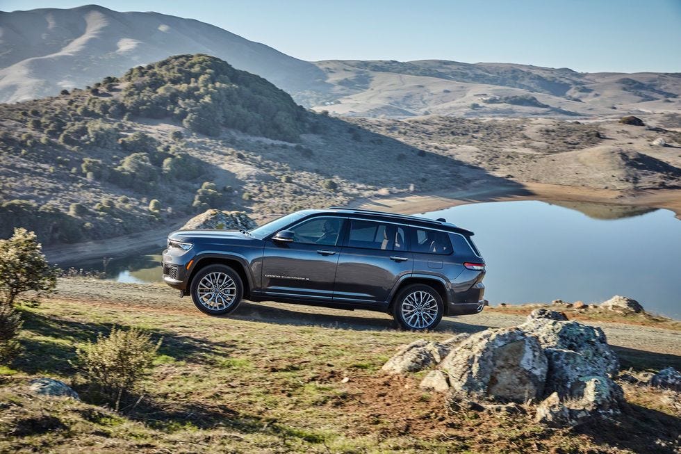 Jeep Grand Cherokee L: Is a Four-Cylinder Enough?