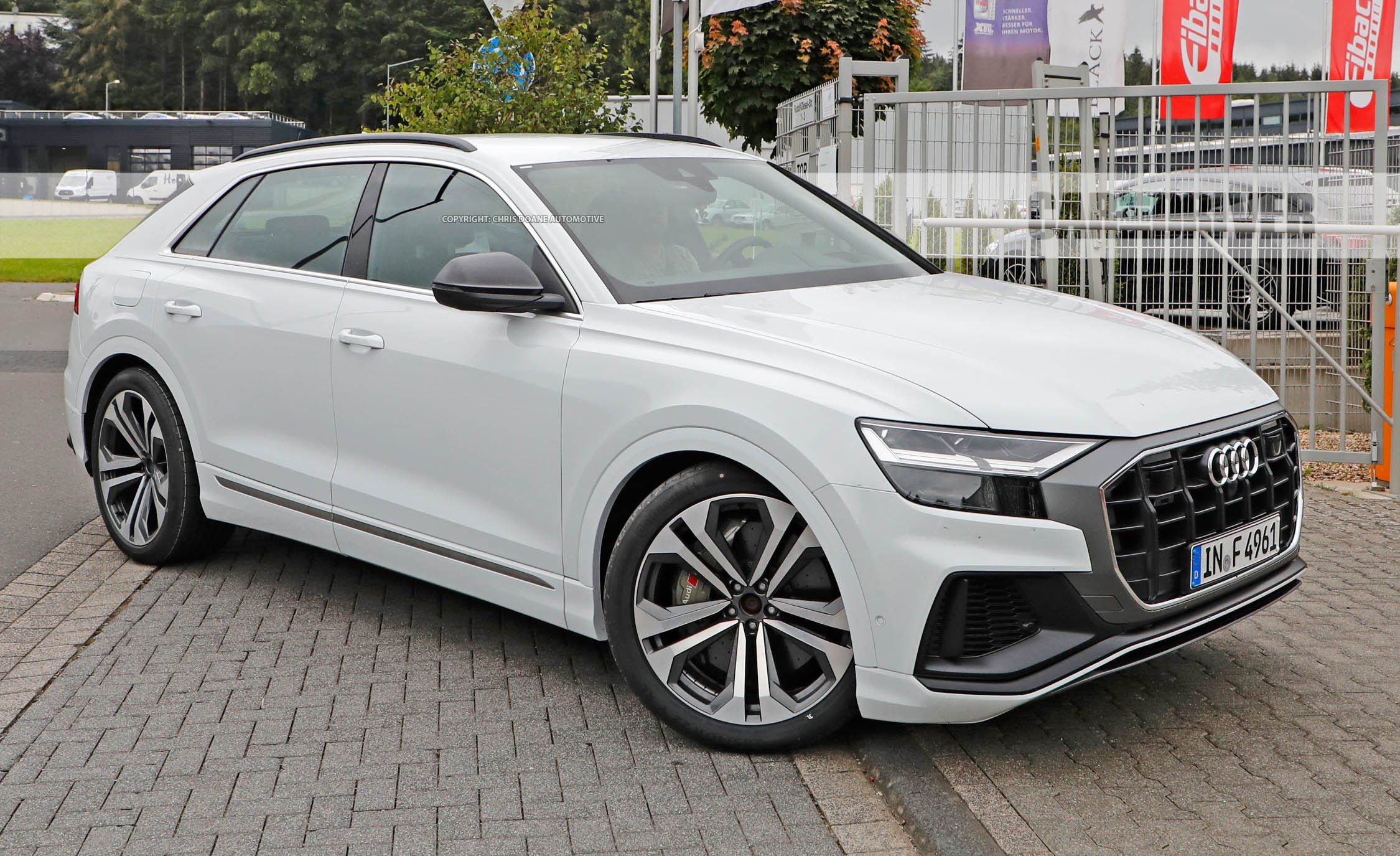SQ8