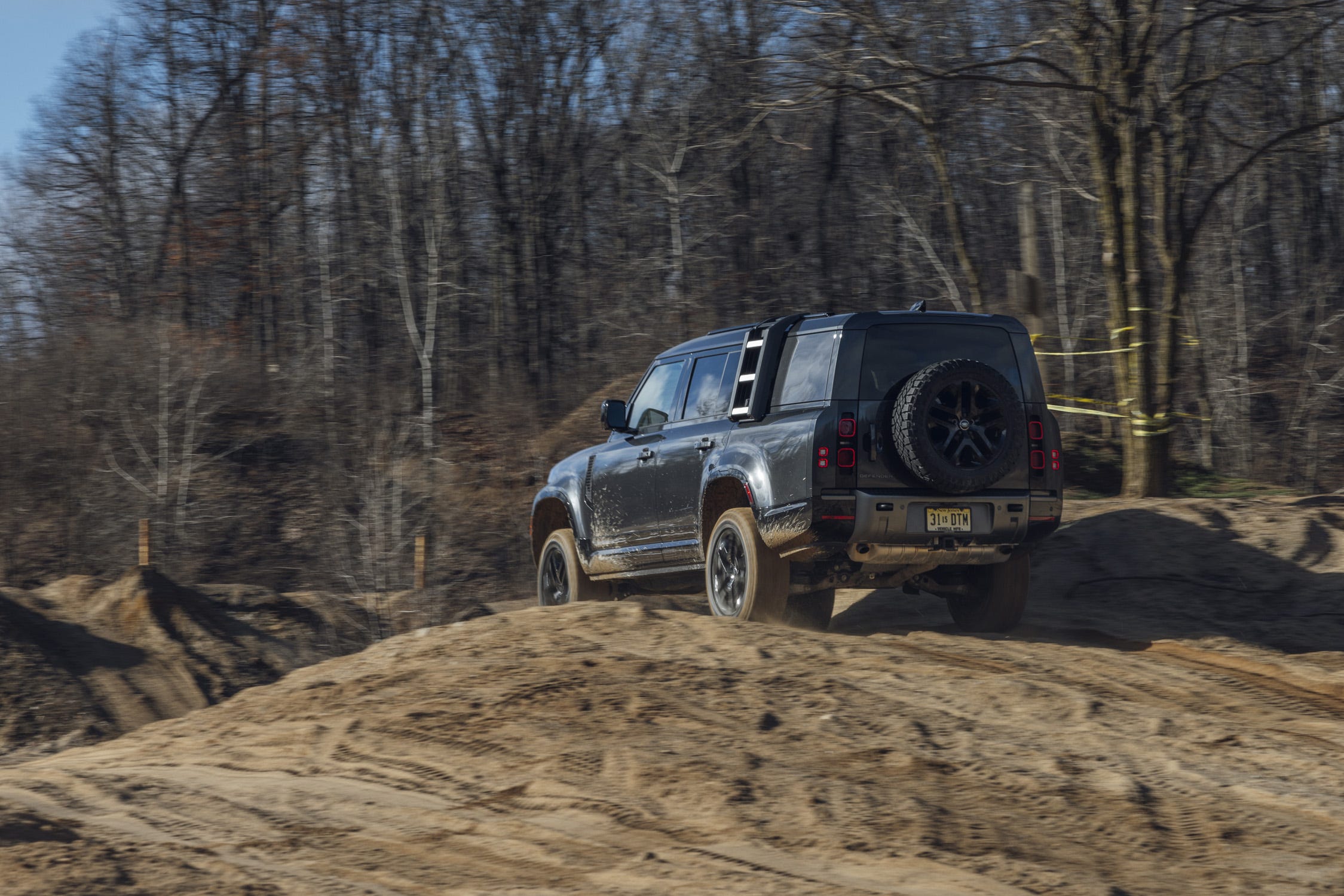 2025 Land Rover Defender Octa: Fierce Defender