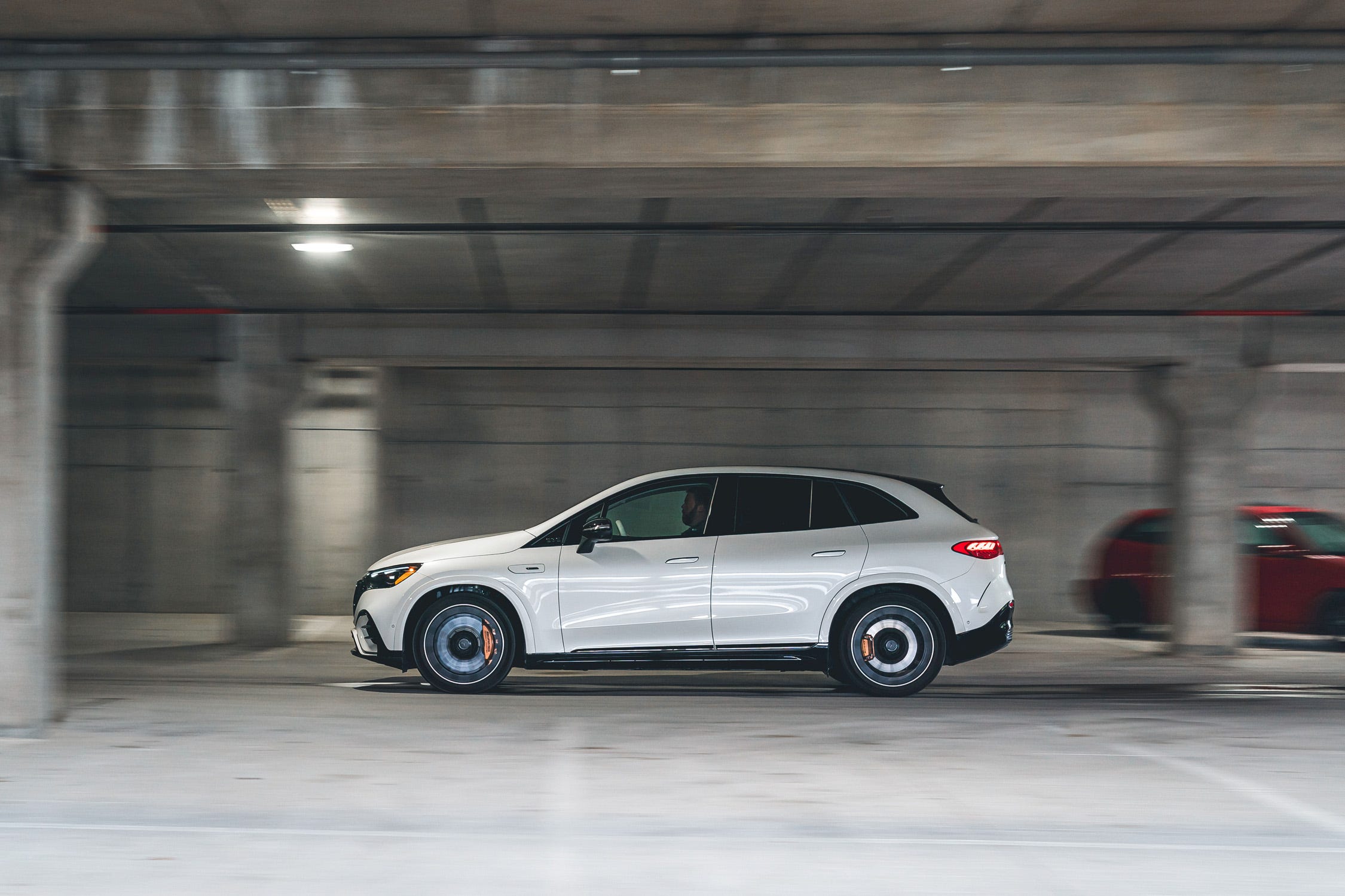 EQE SUV