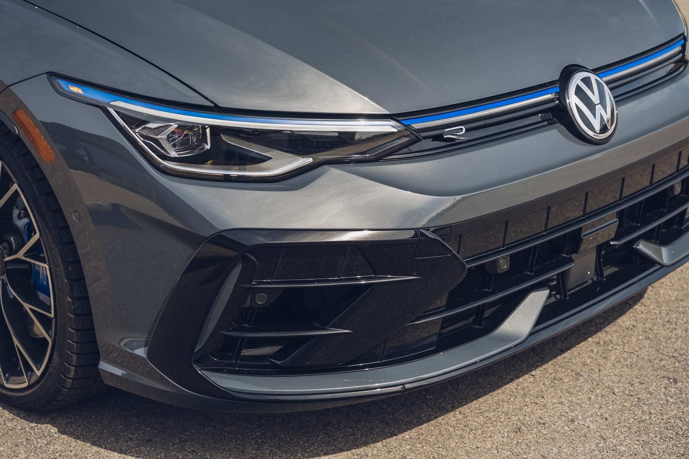 Golf R