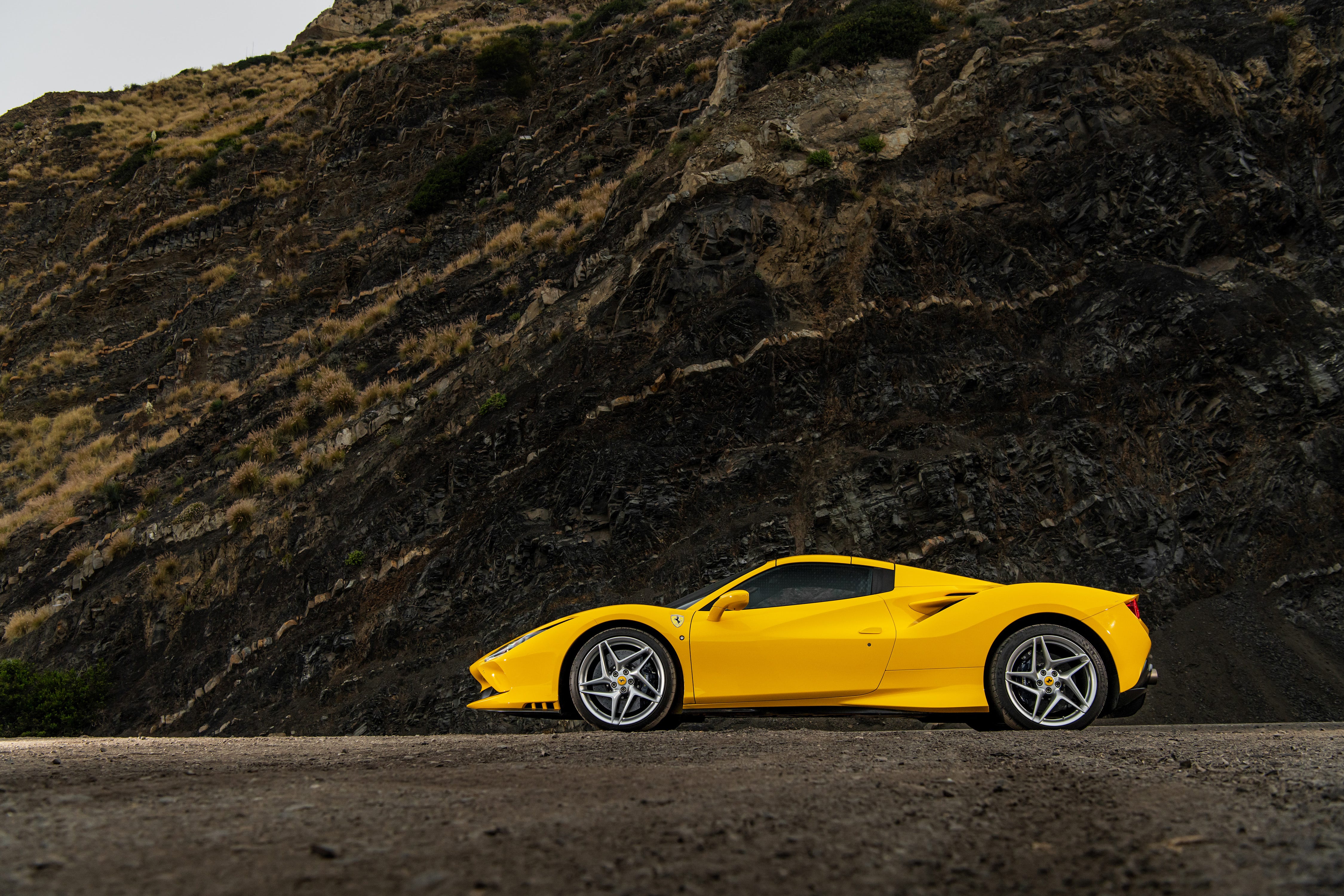 F8 Tributo / Spider