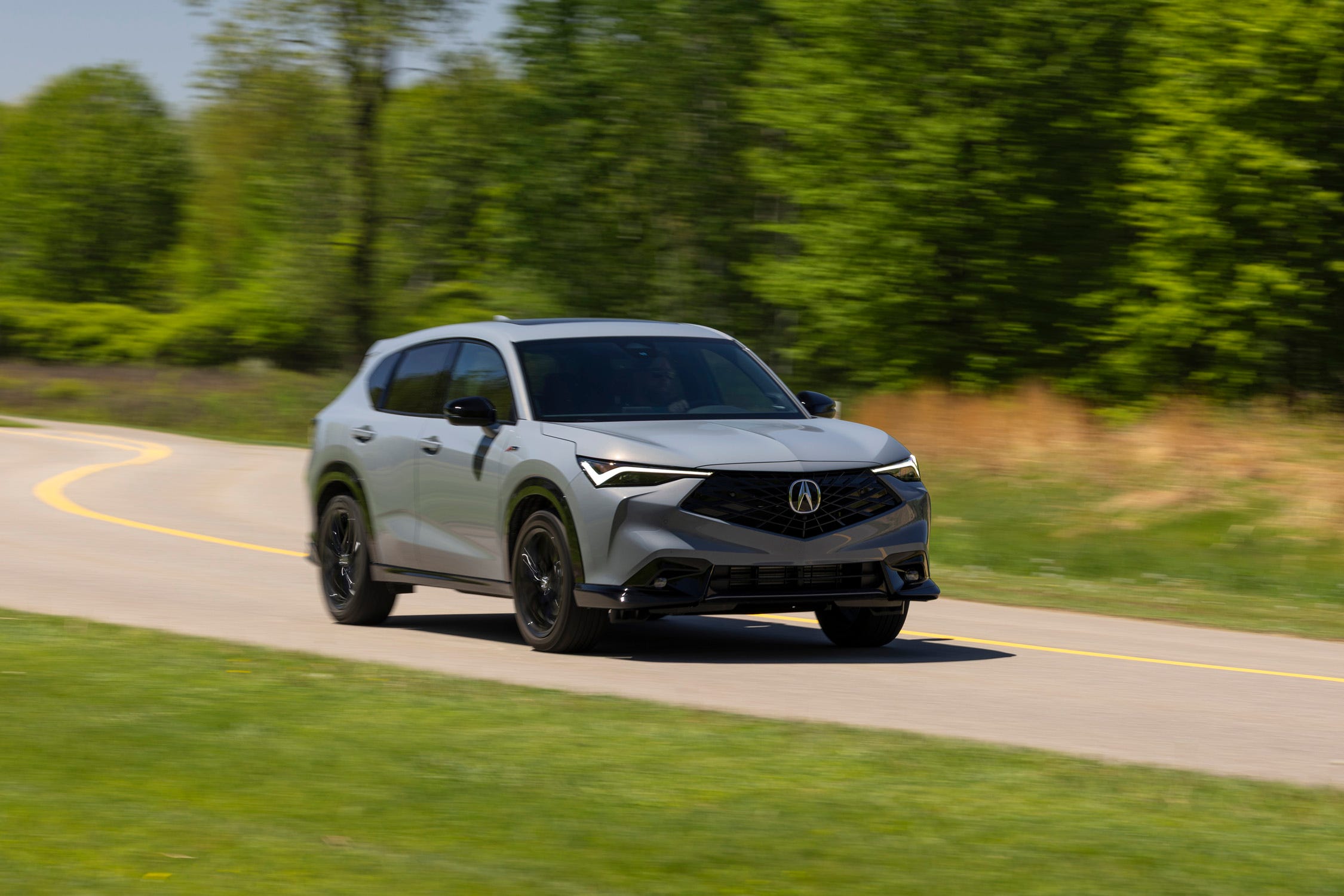 Riding on a 104.5-inch wheelbase, the ADX is 1.6 inches shorter in length and 1.9 inches shorter in height than the RDX.