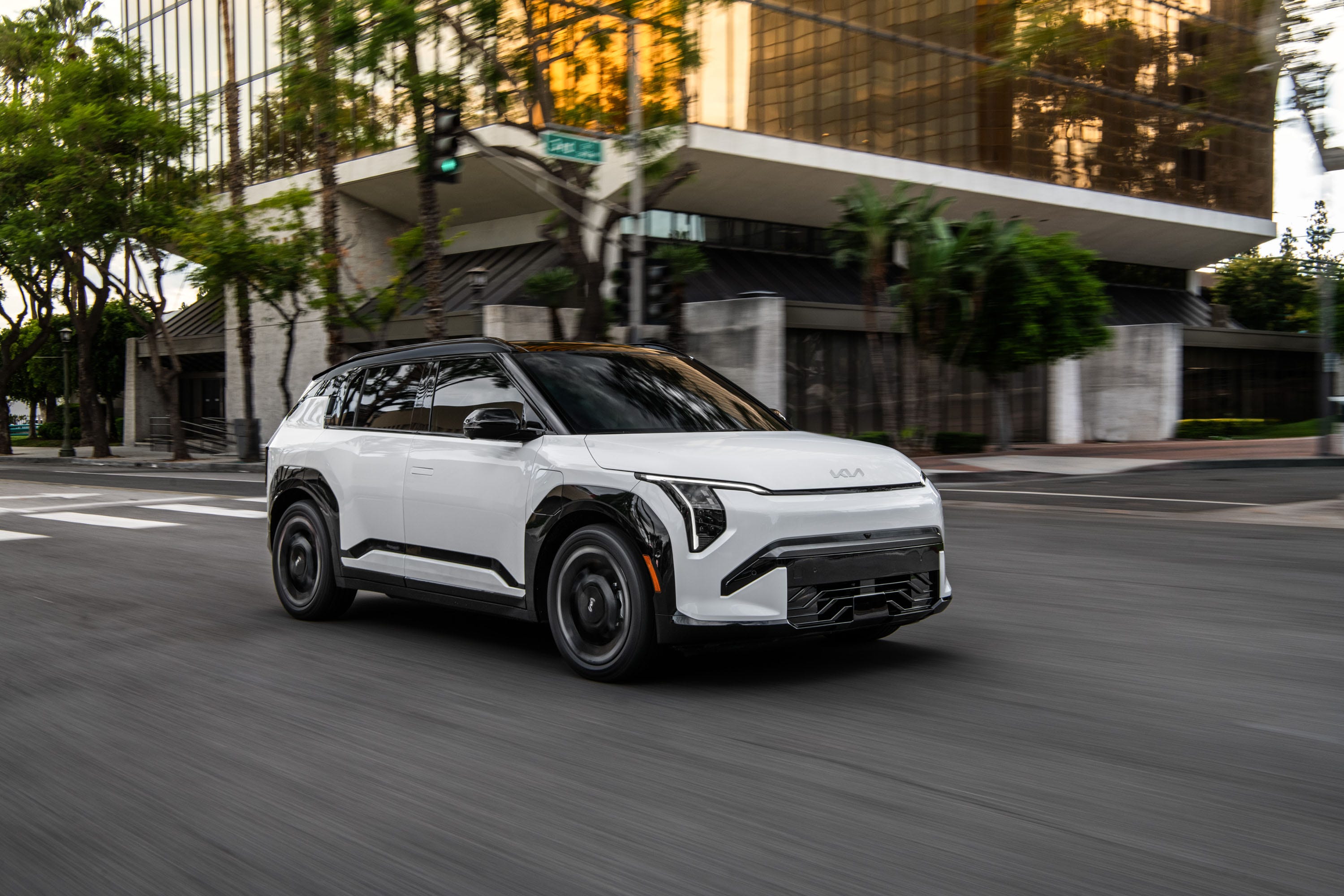 EV3