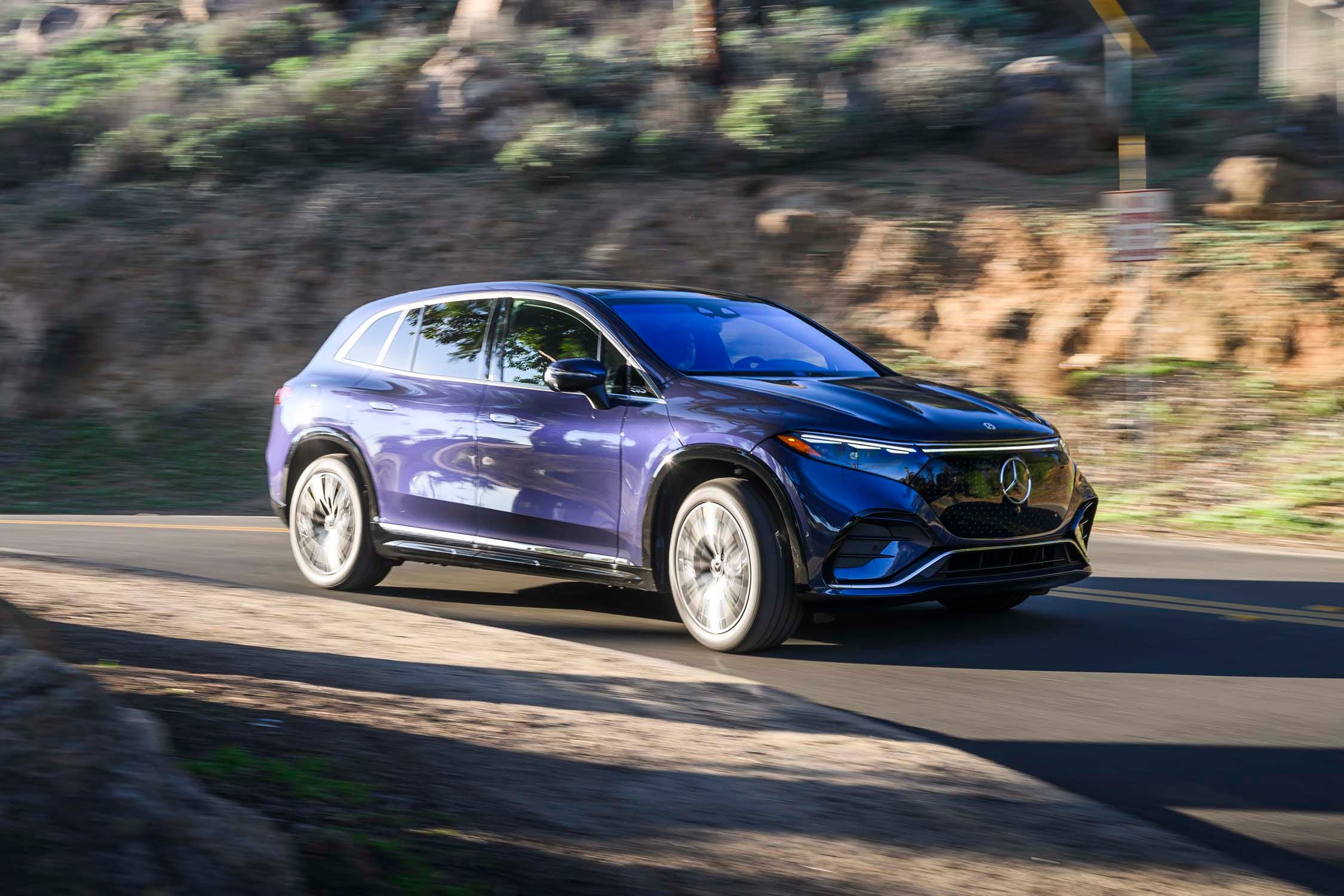 EQS SUV
