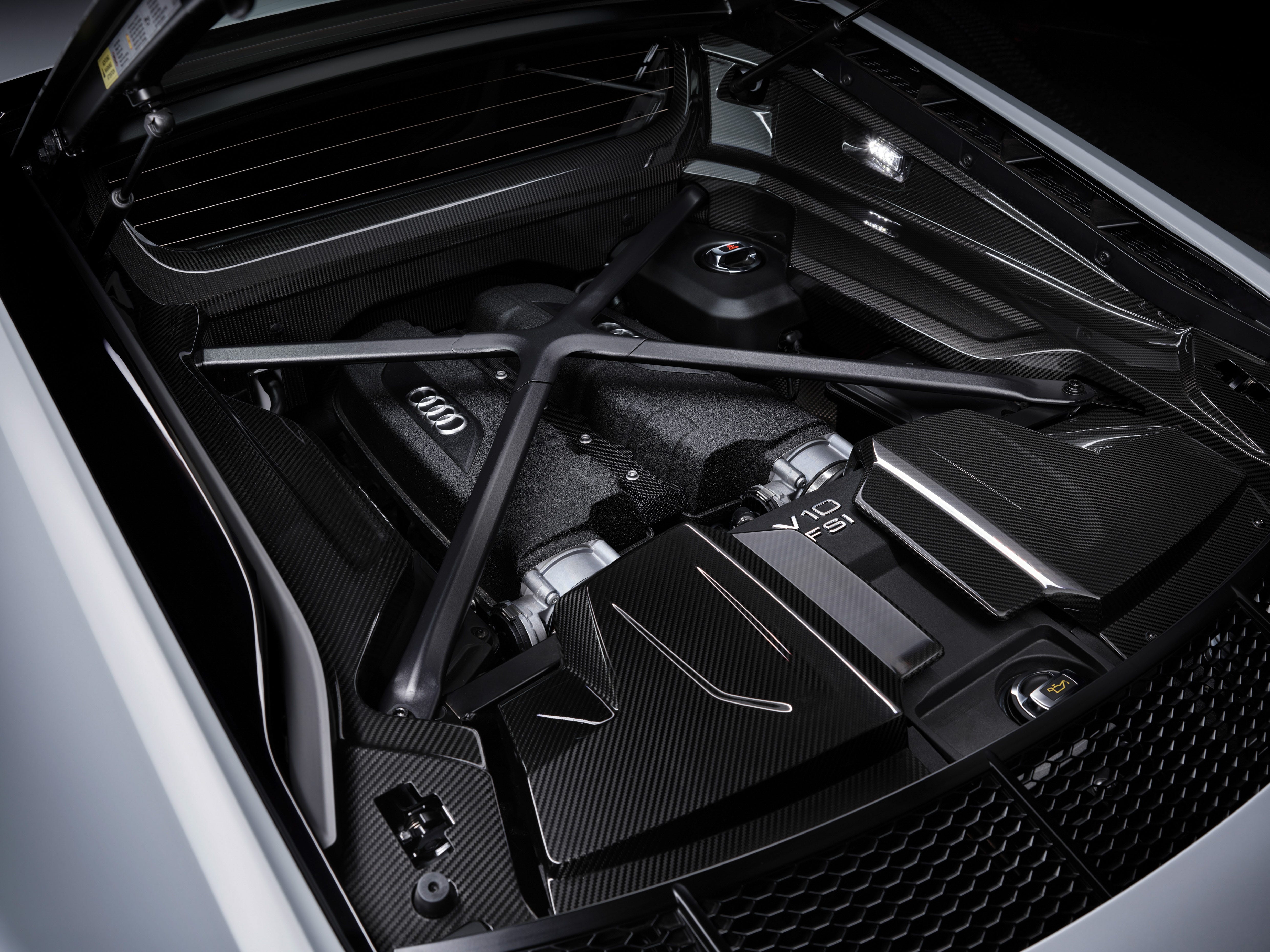 R8