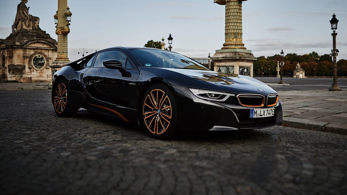 i8