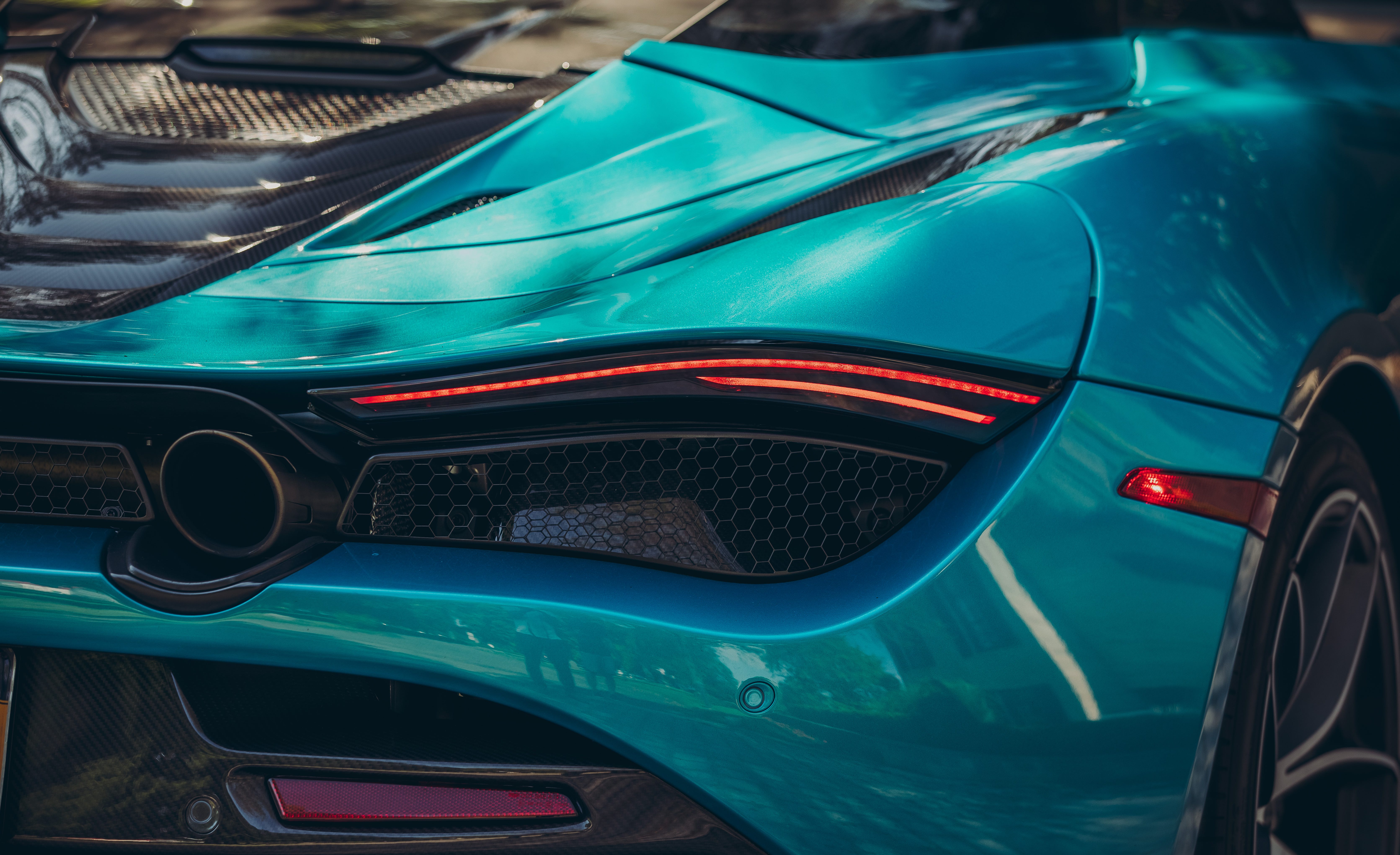 720S