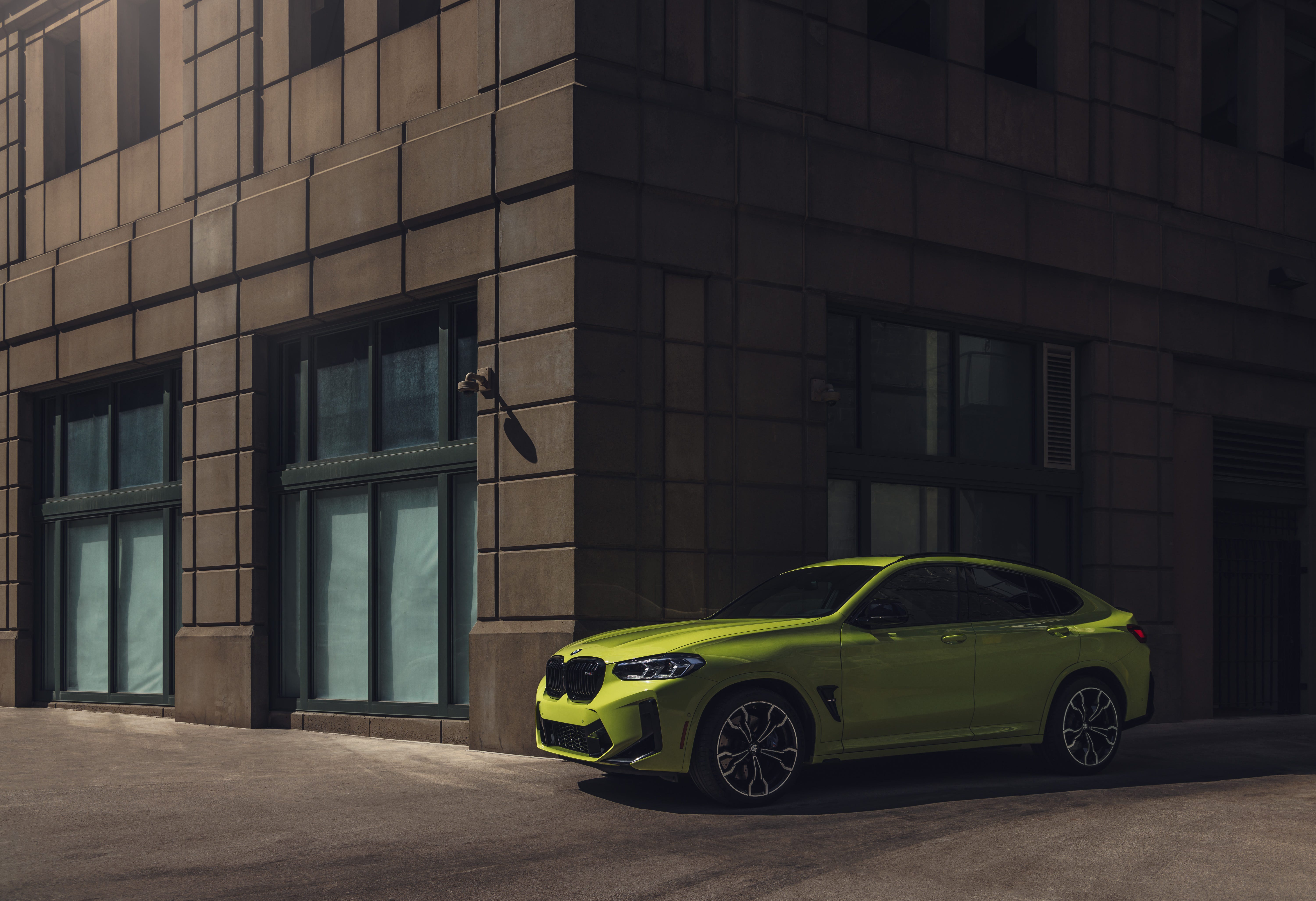 X4 M