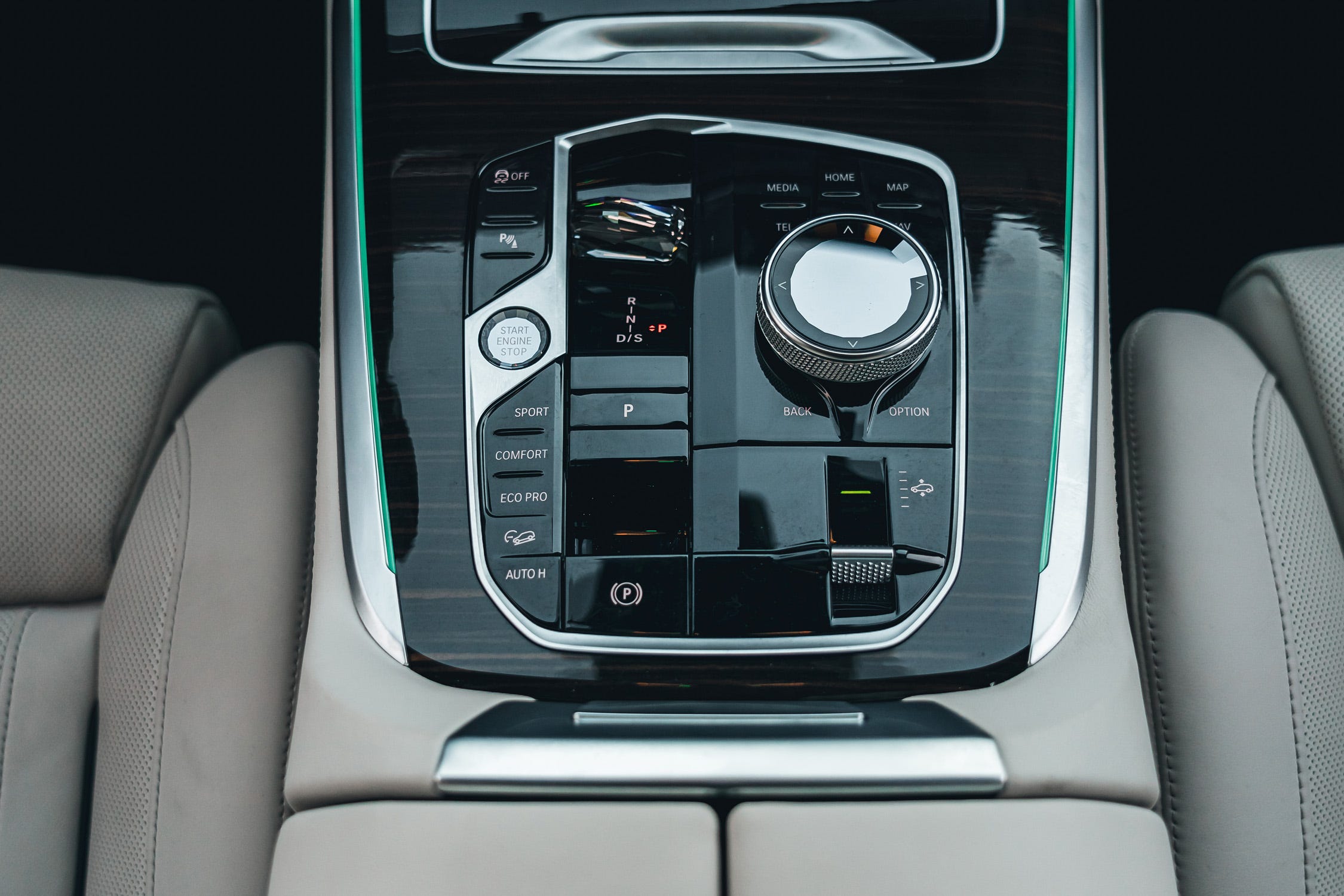 X7