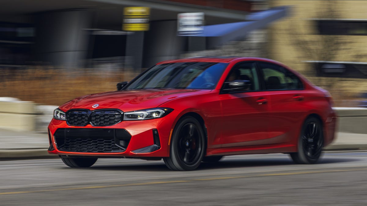 BMW 330e Plug-In Hybrid