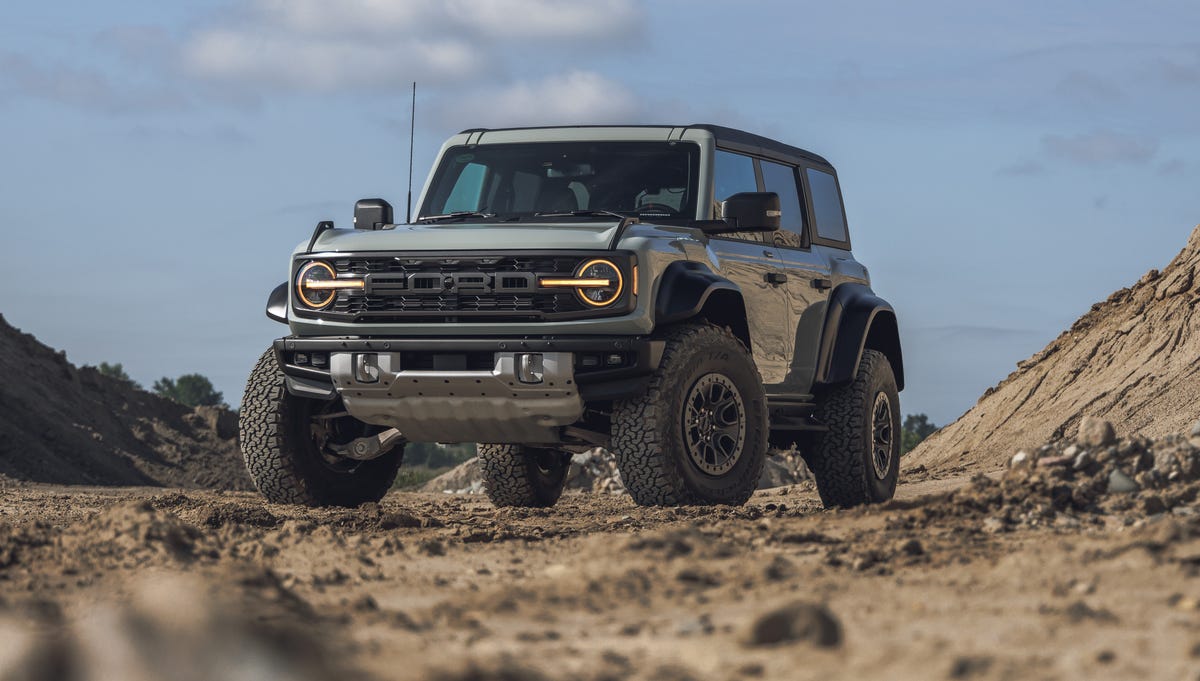 Bronco Raptor photo