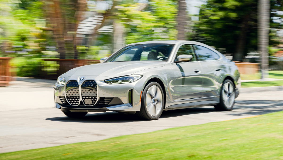 BMW i4