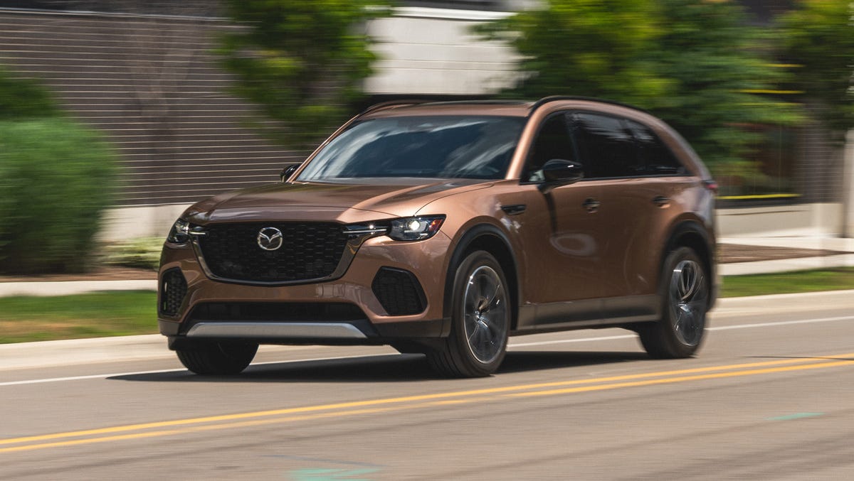 CX-70 Hybrid photo