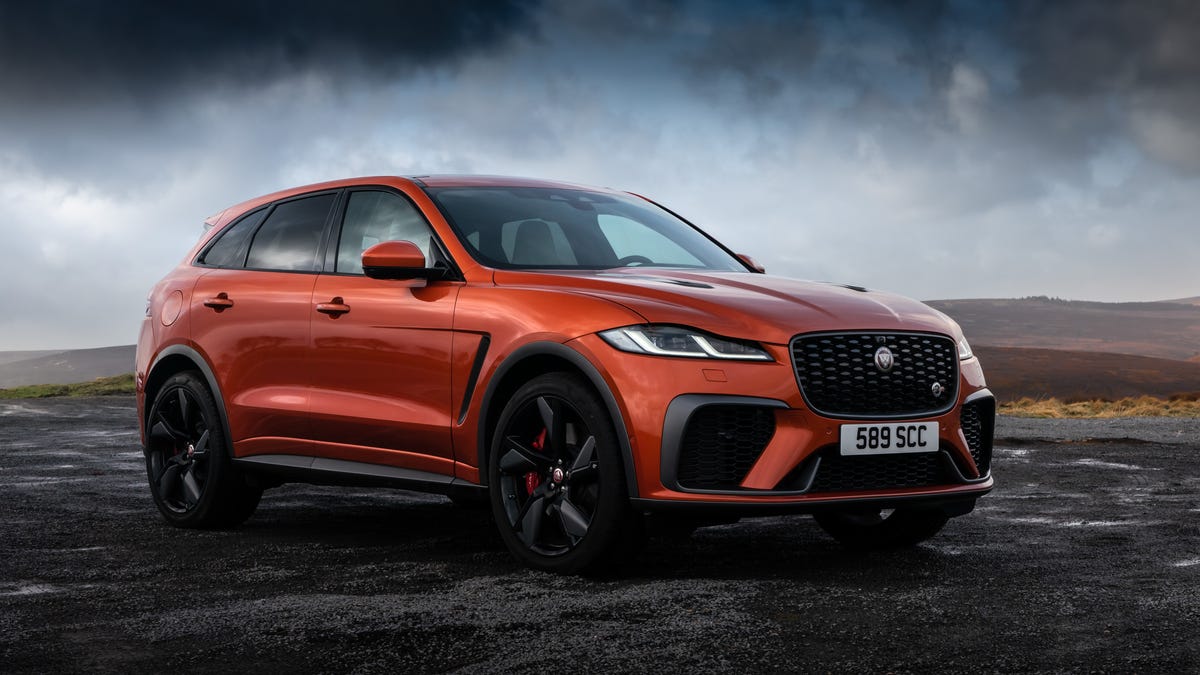 Jaguar F-Pace SVR