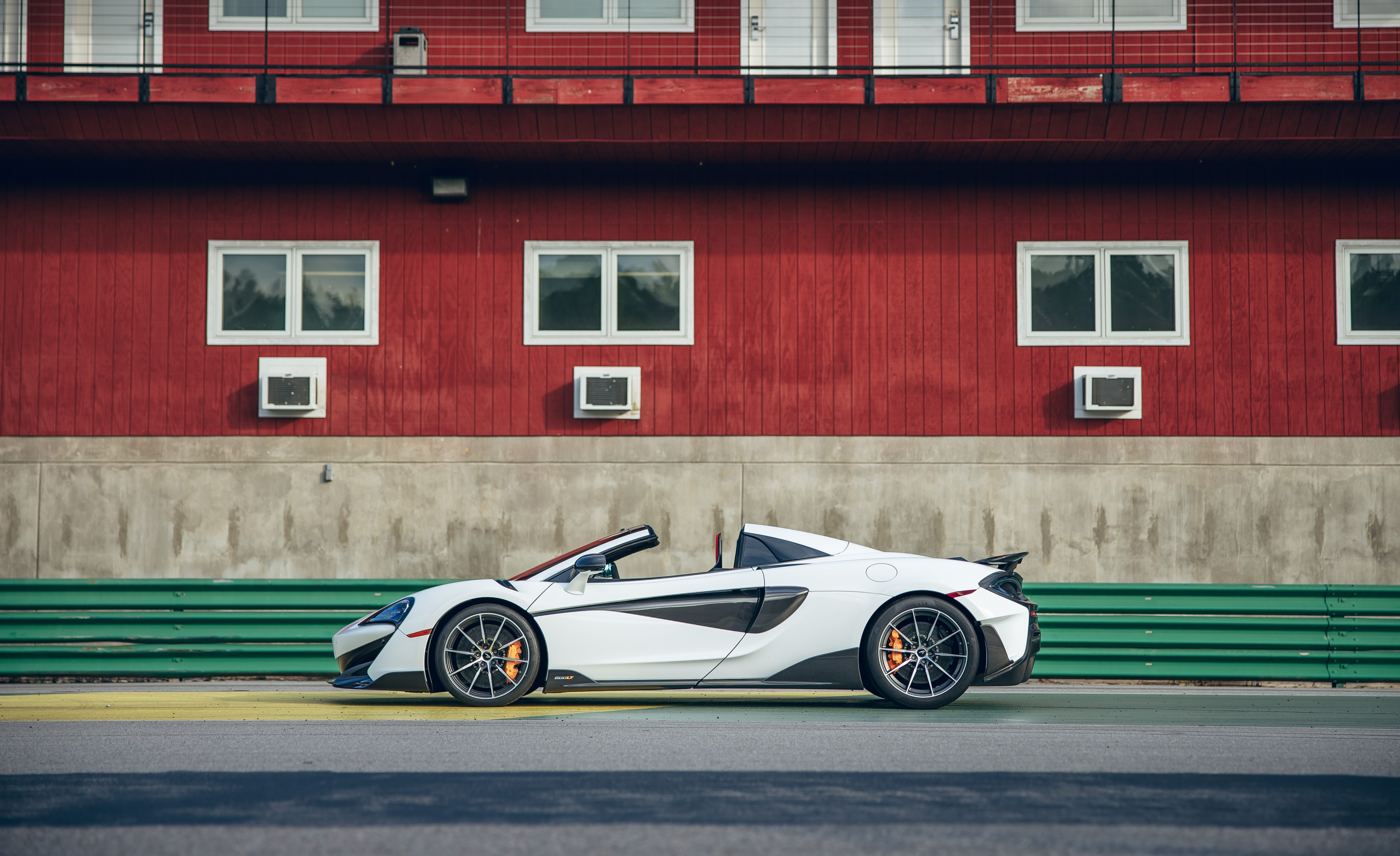 600LT