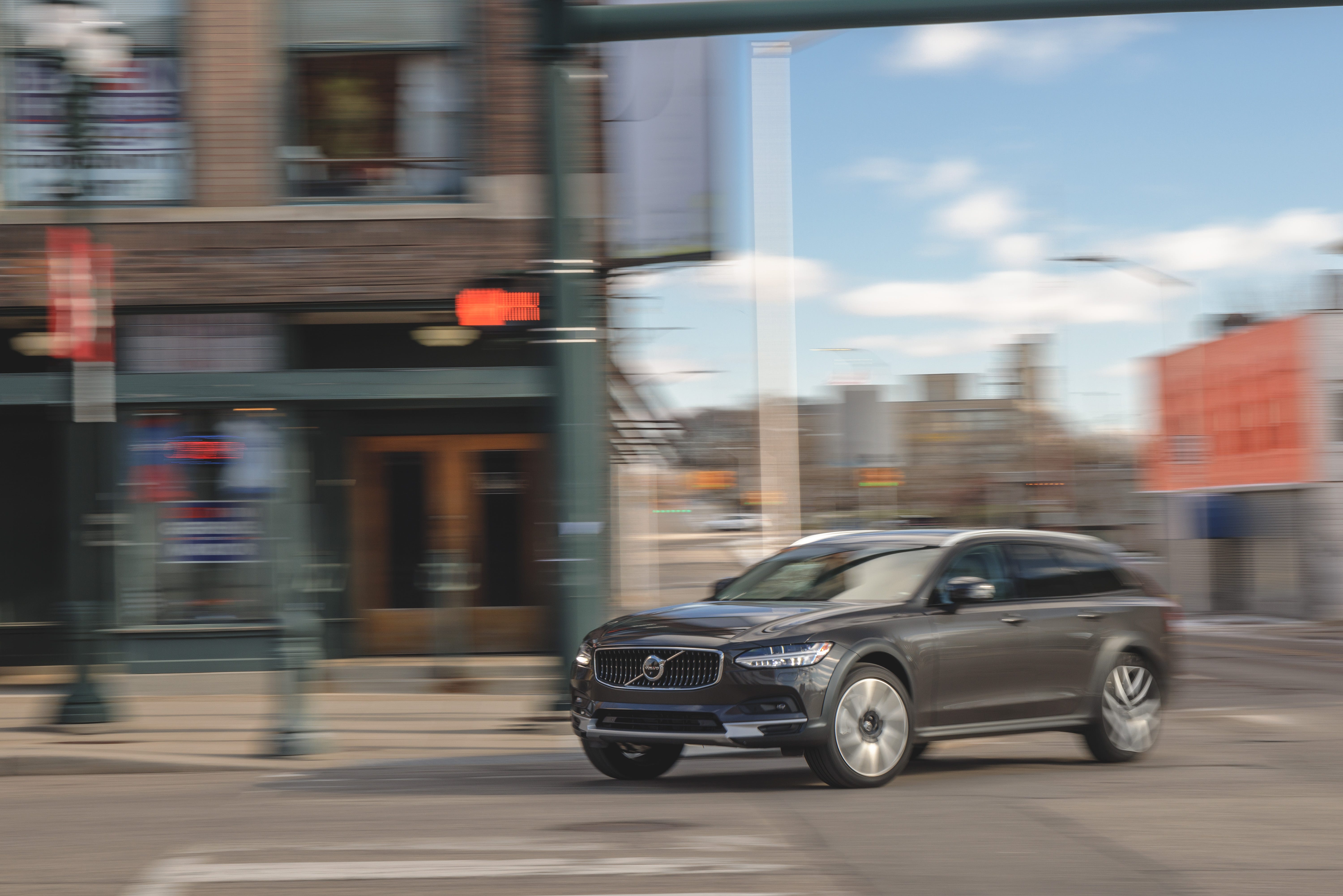 V90 Cross Country