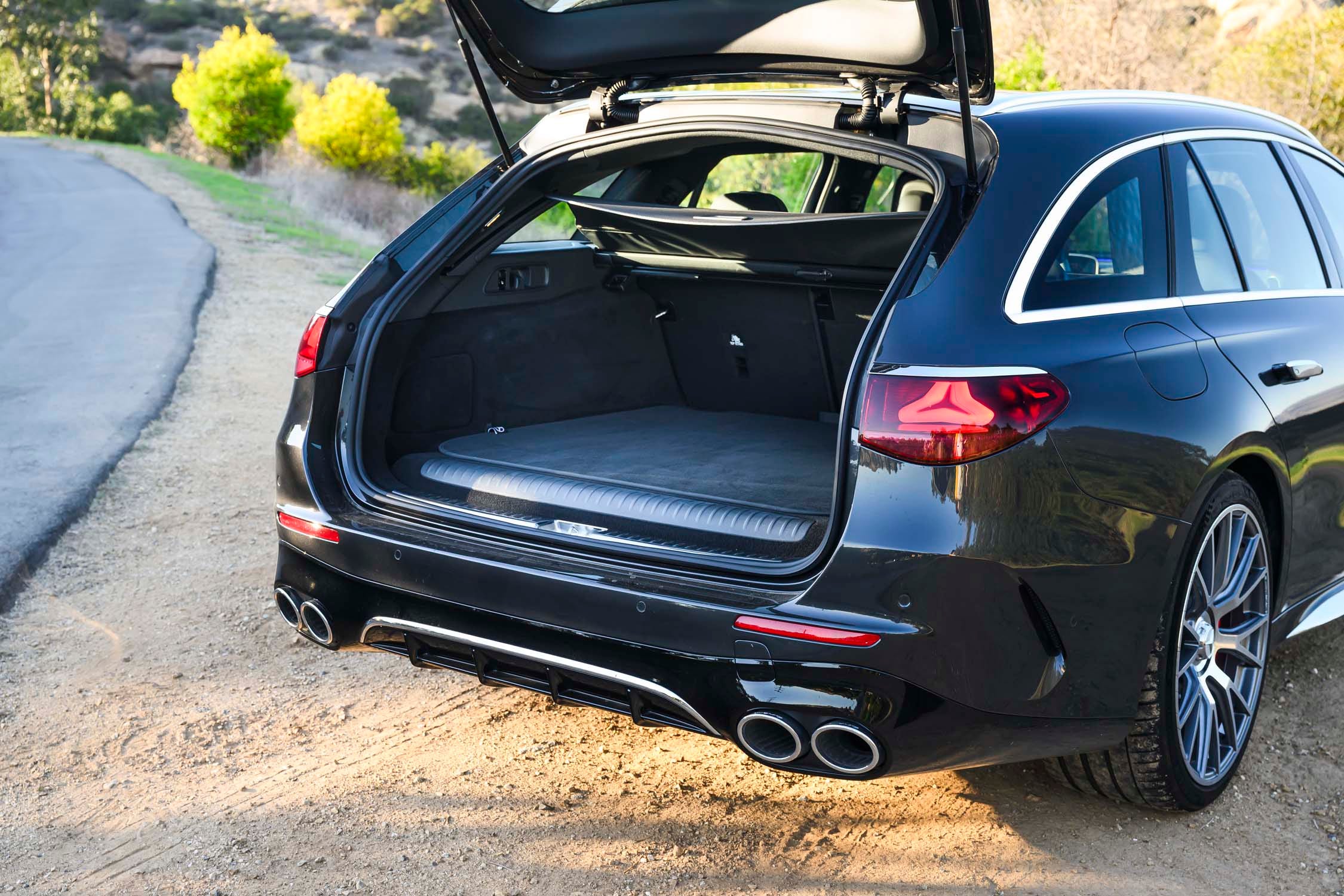 Mercedes-AMG E53 Wagon: Classicism Meets Modernity