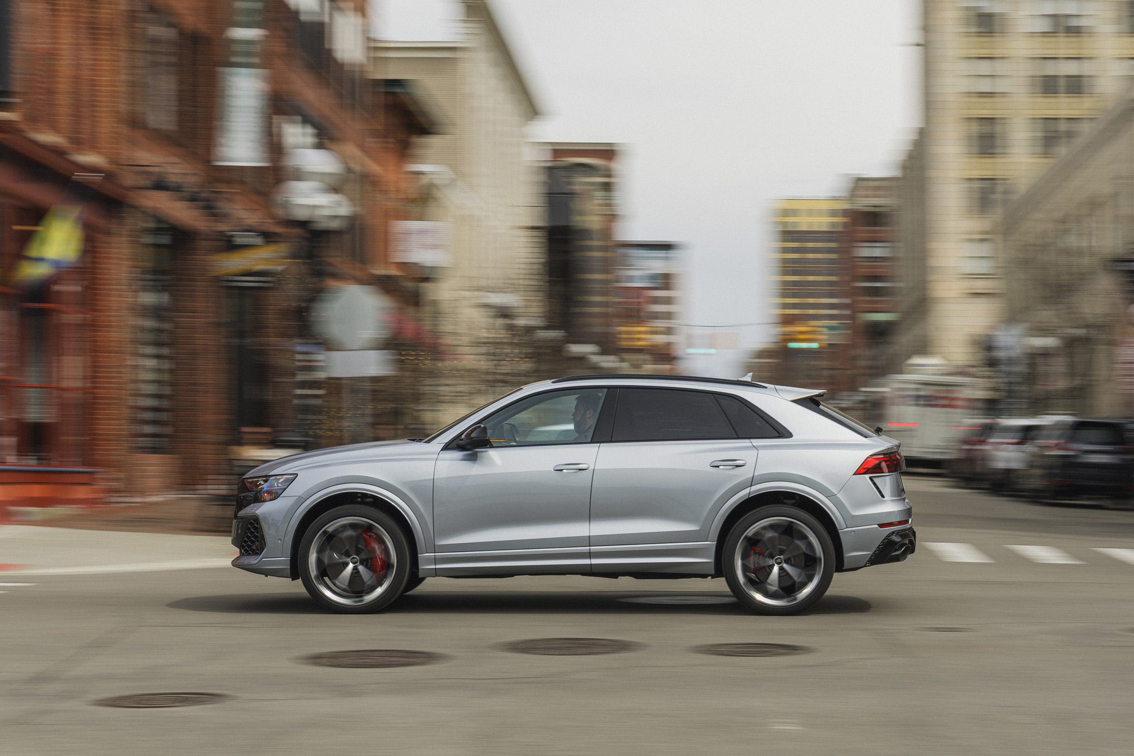RS Q8