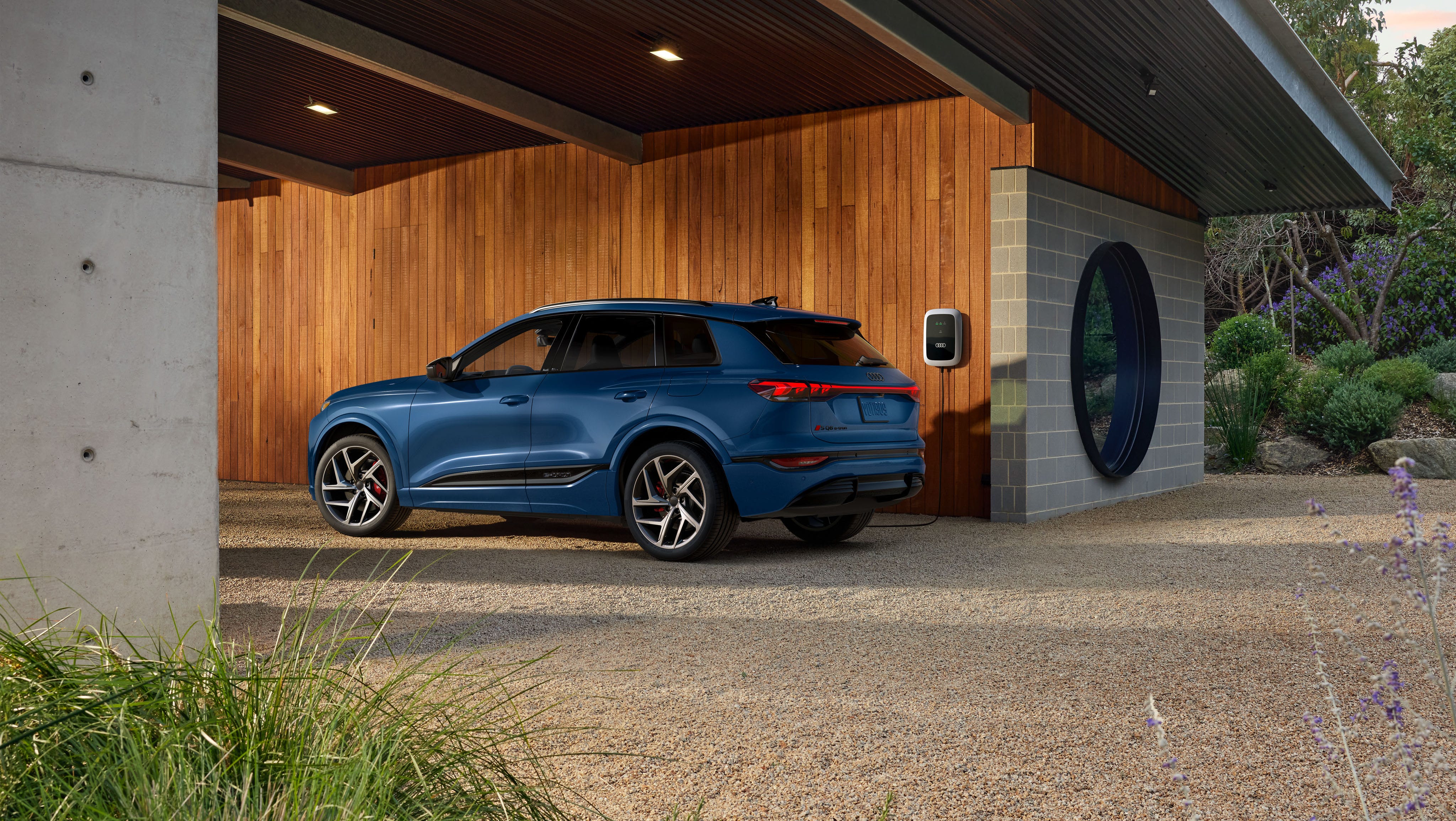 SQ6 e-tron
