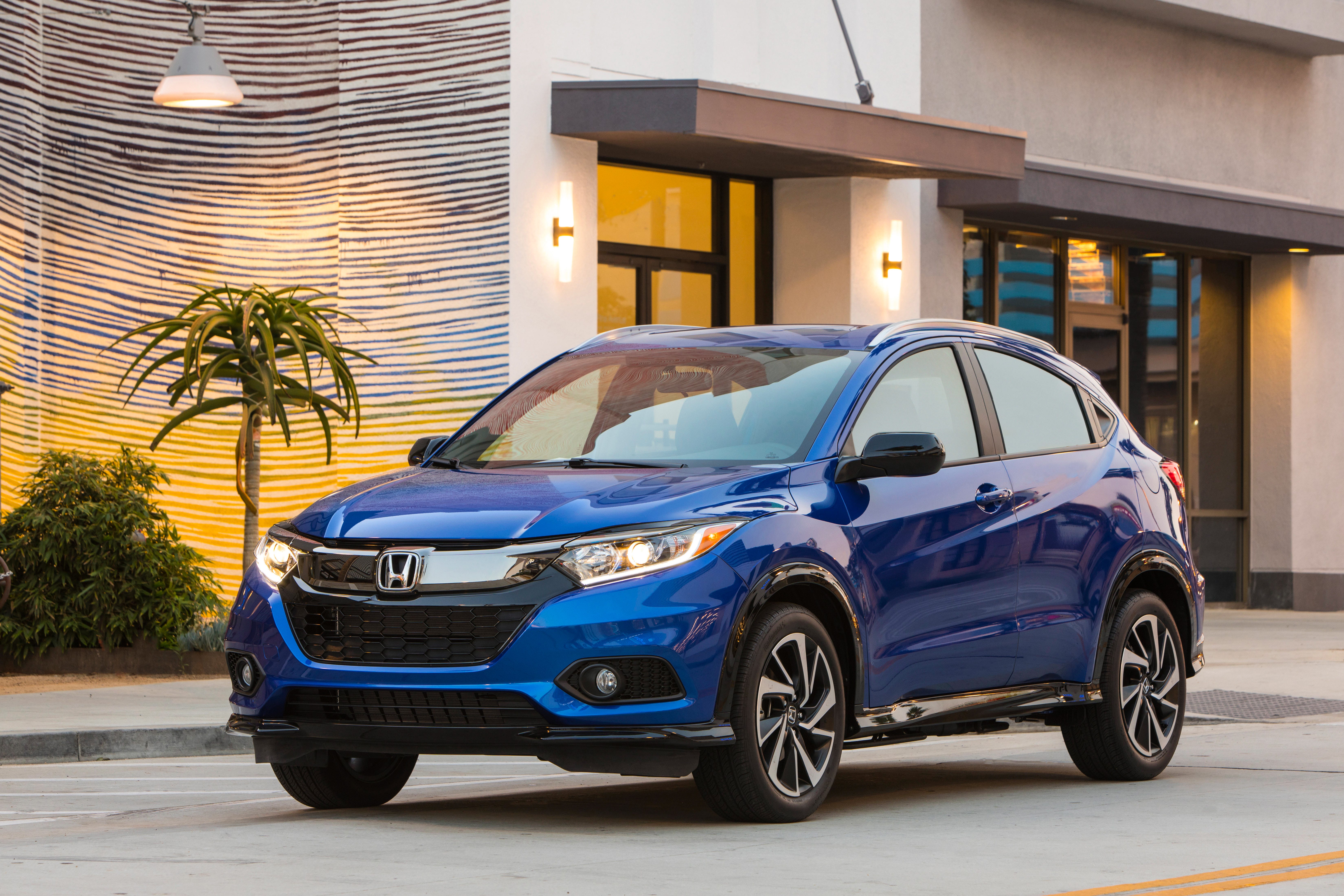 HR-V