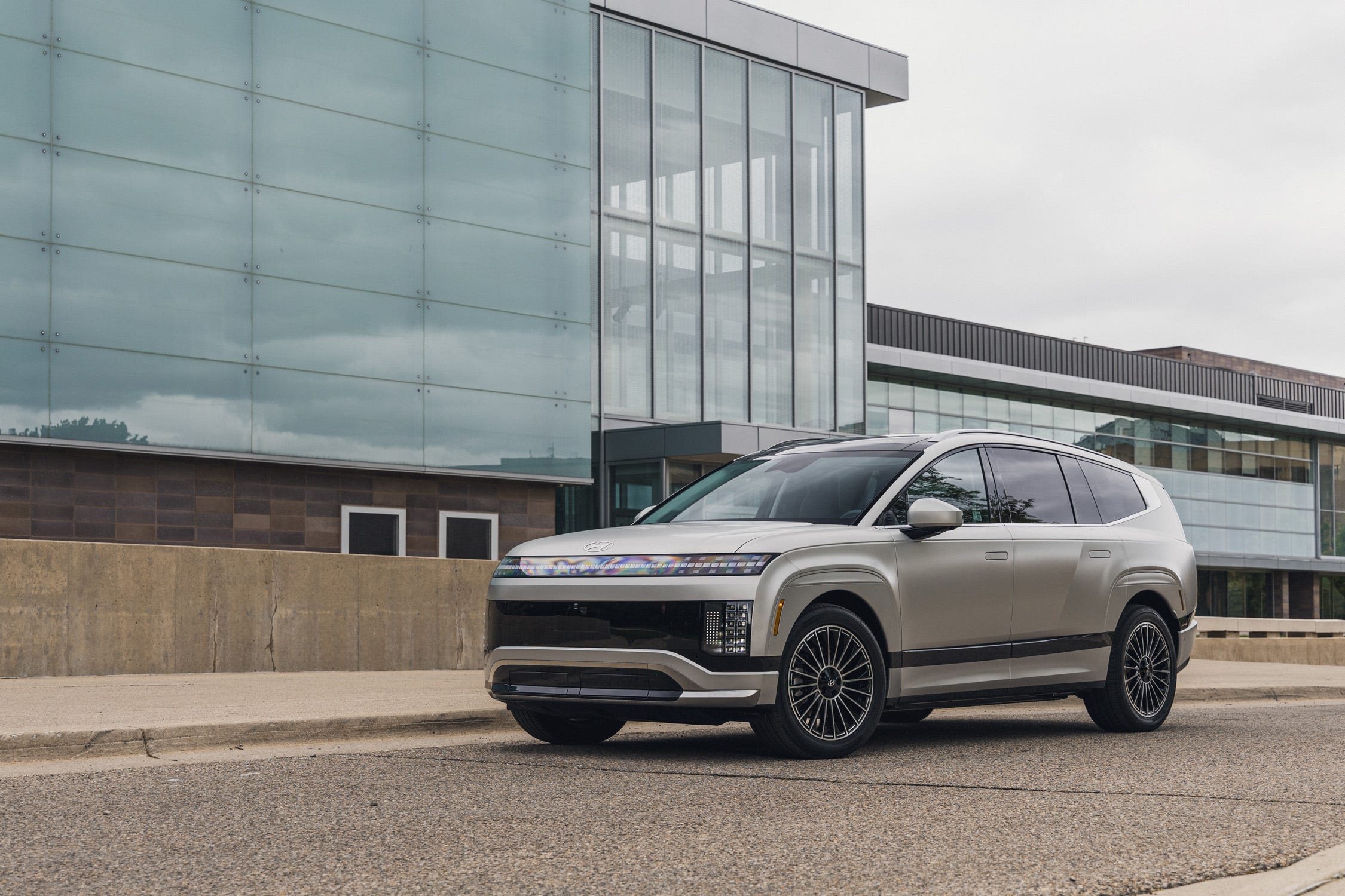 Ioniq 9