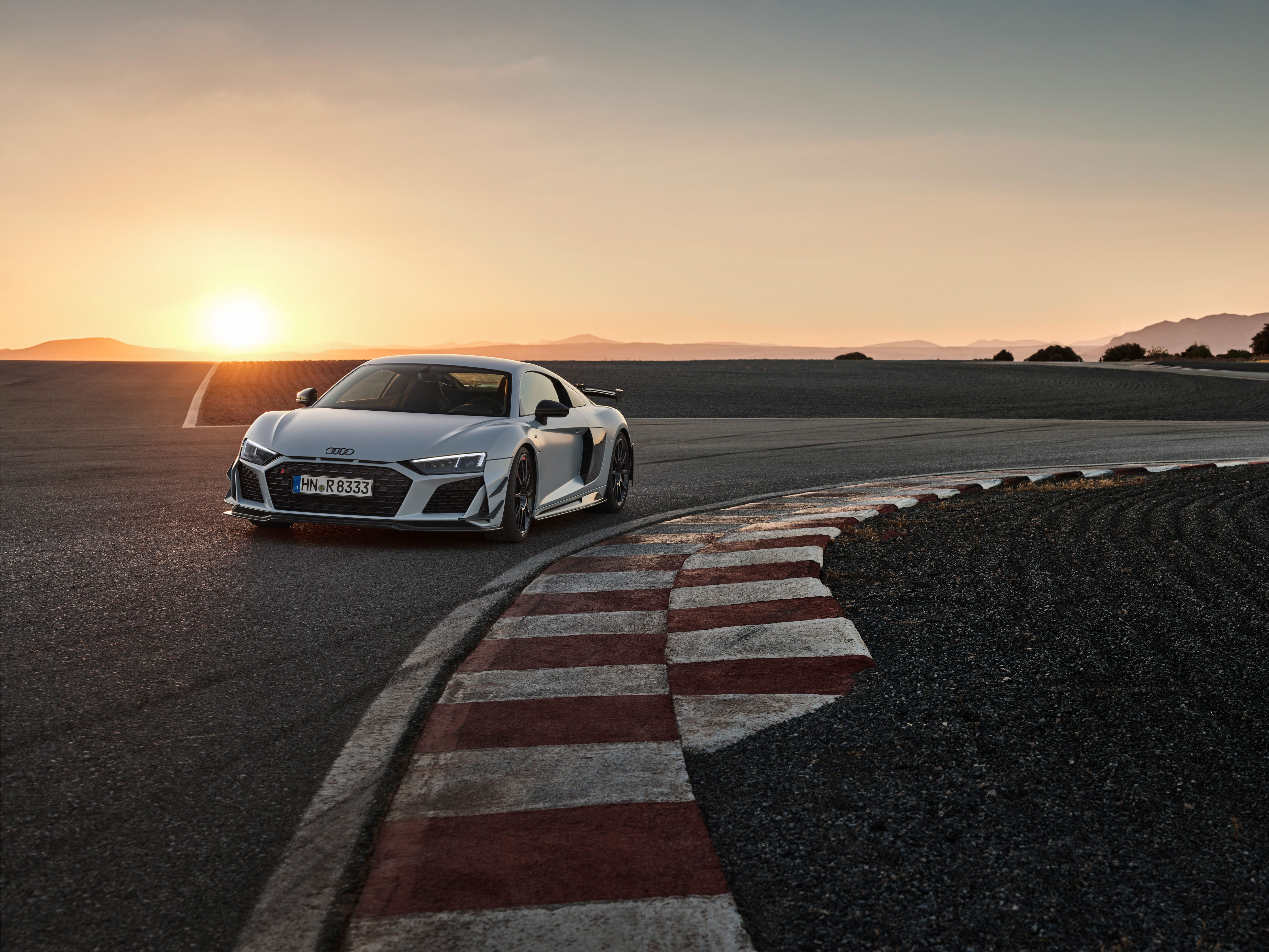 R8