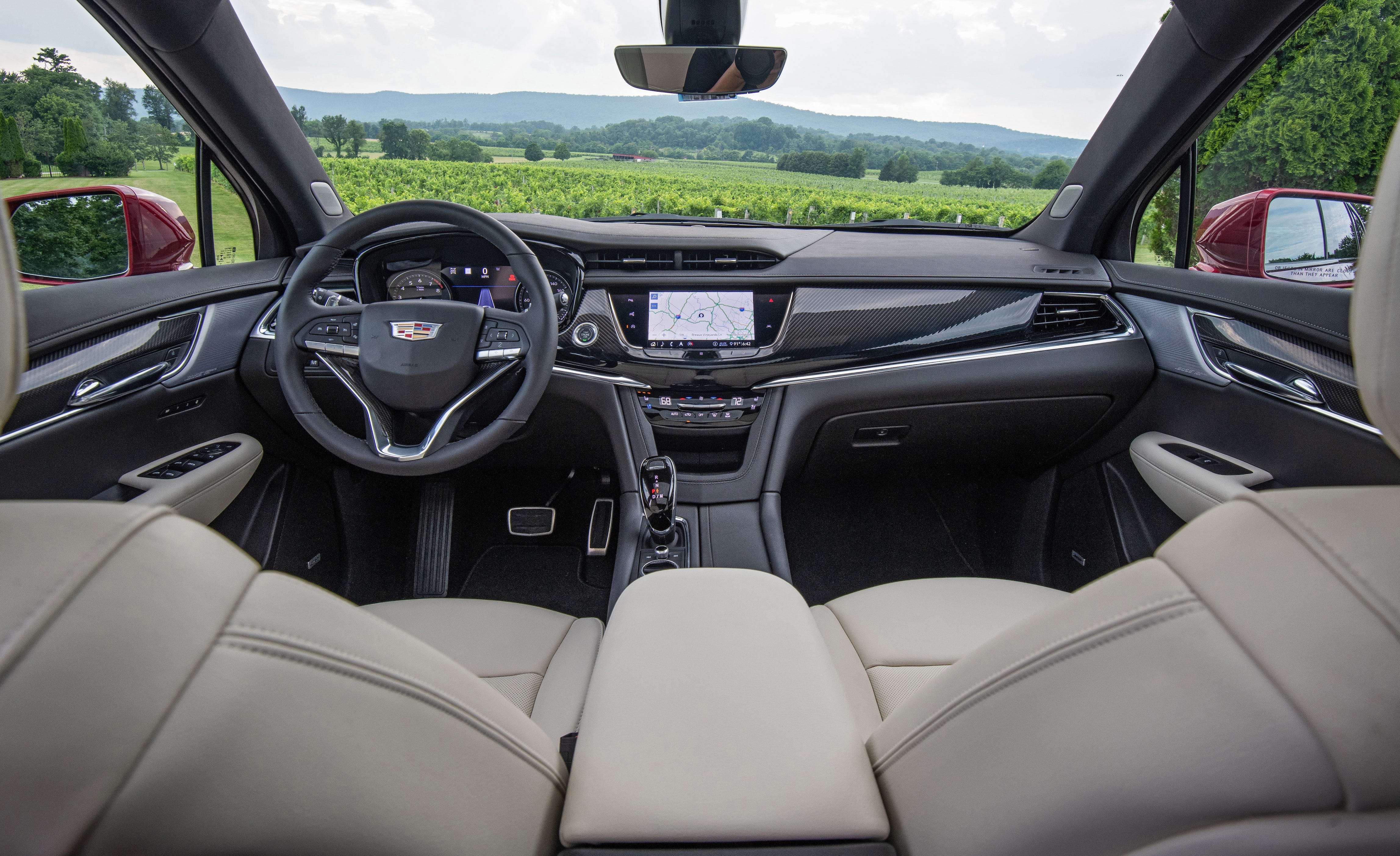 XT6