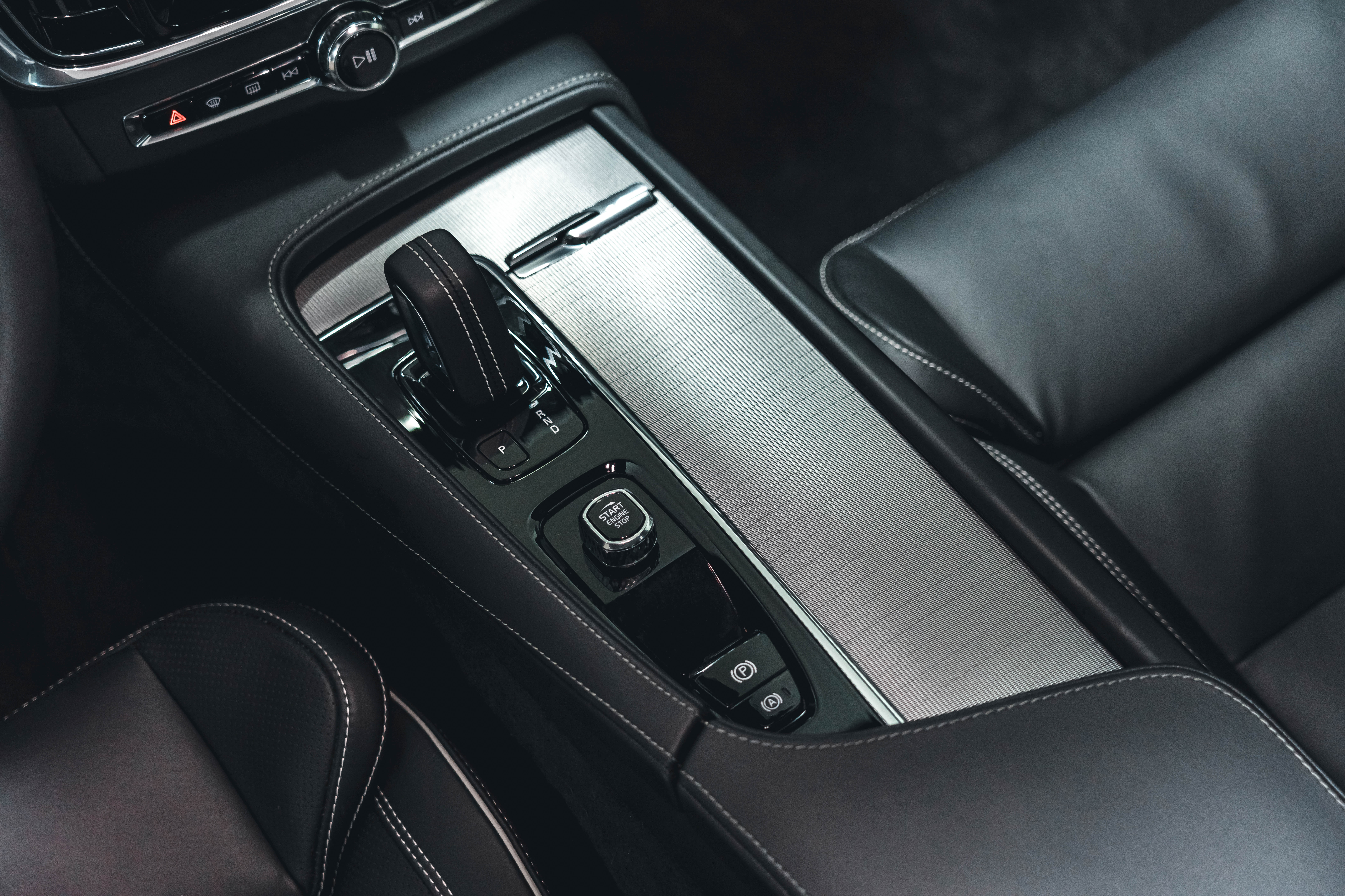S90