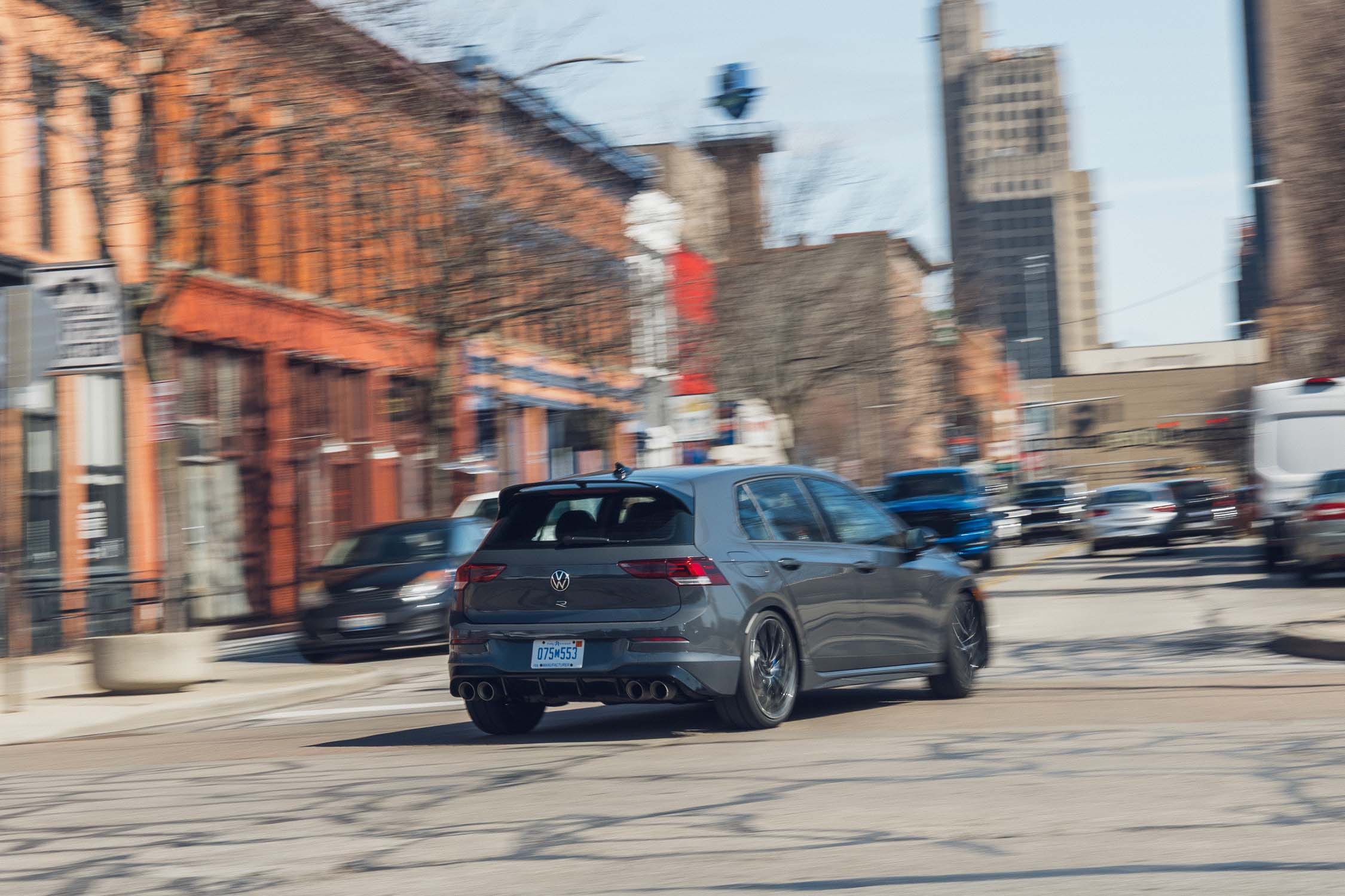Golf R