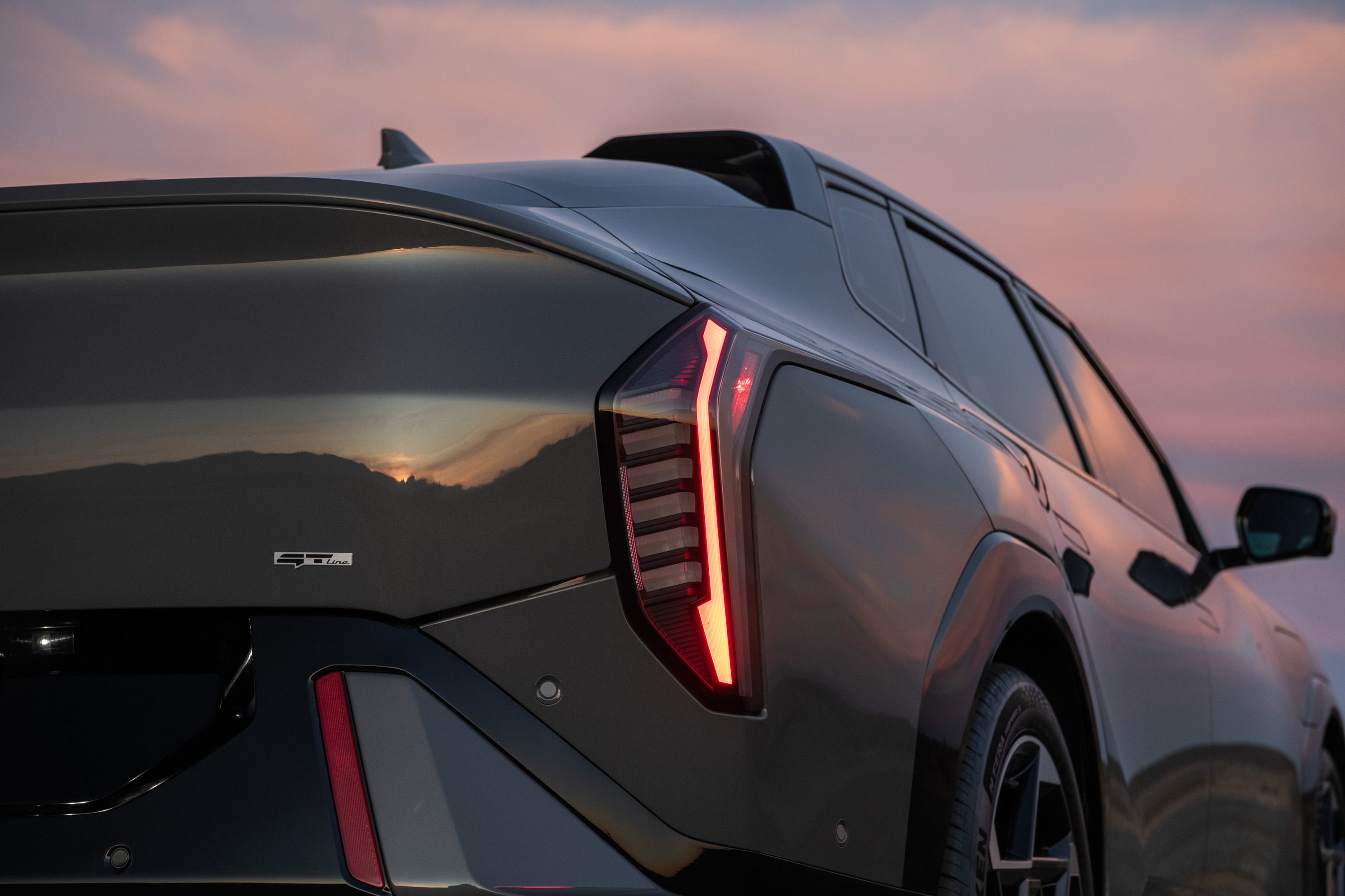 EV4