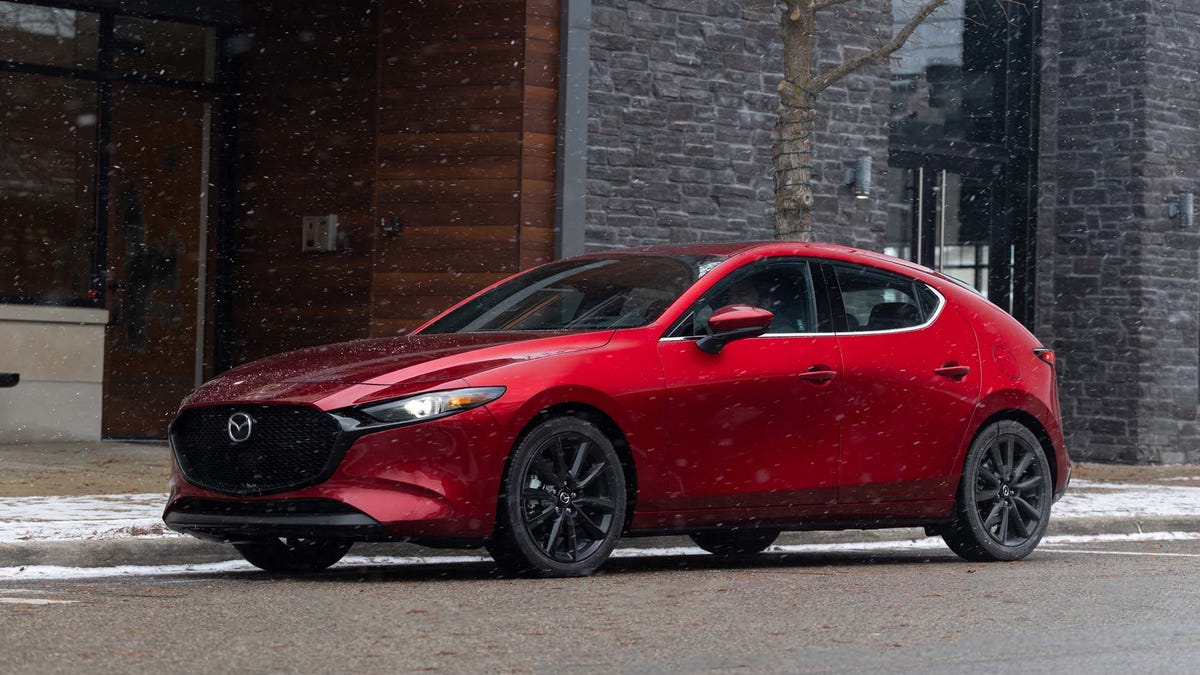 Mazda 3 photo