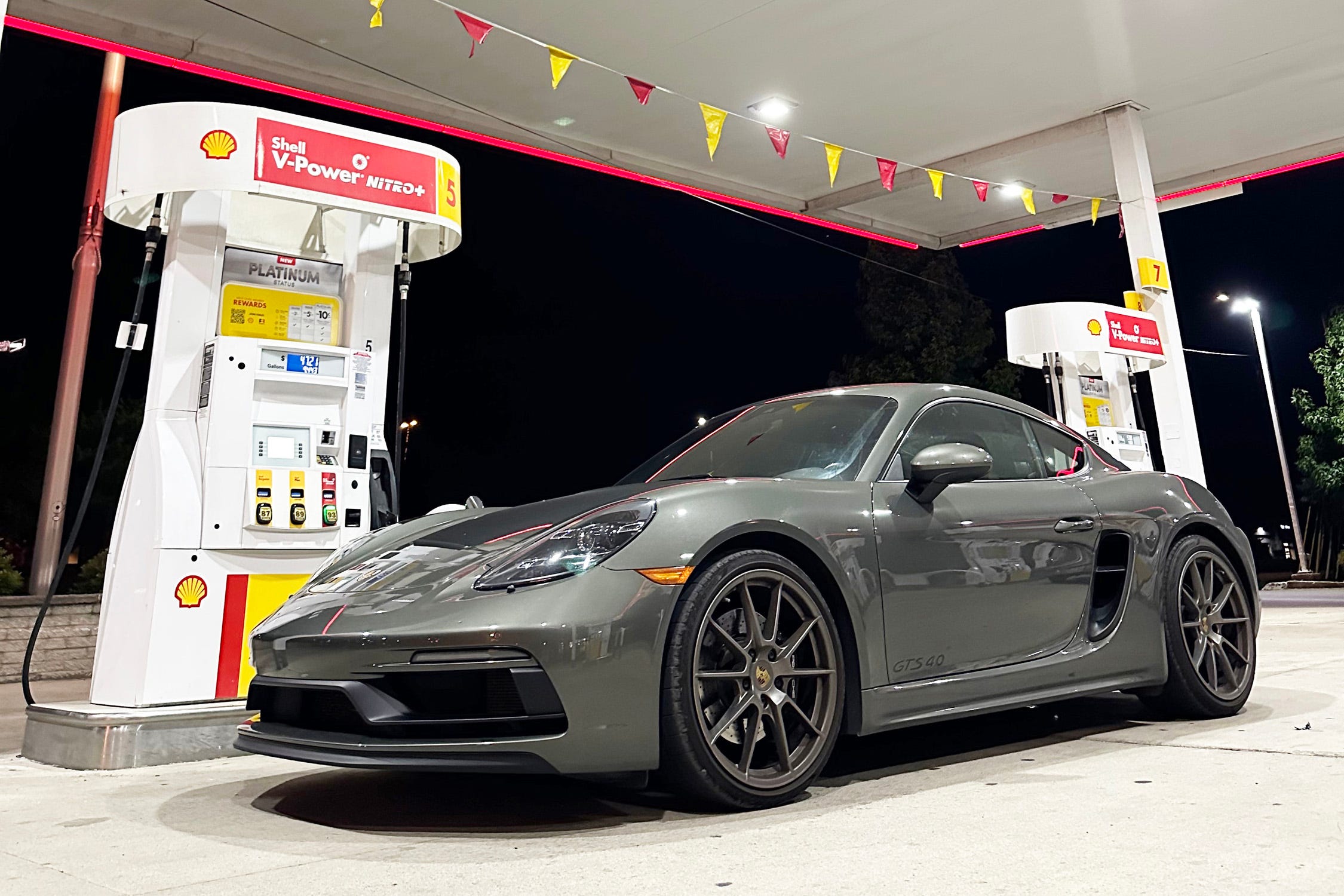718 Cayman