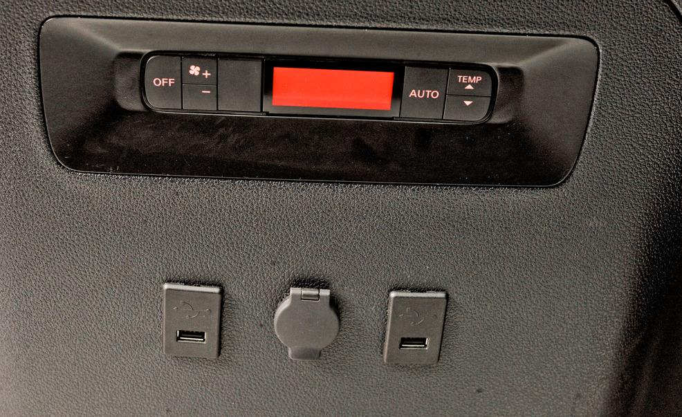 NV200
