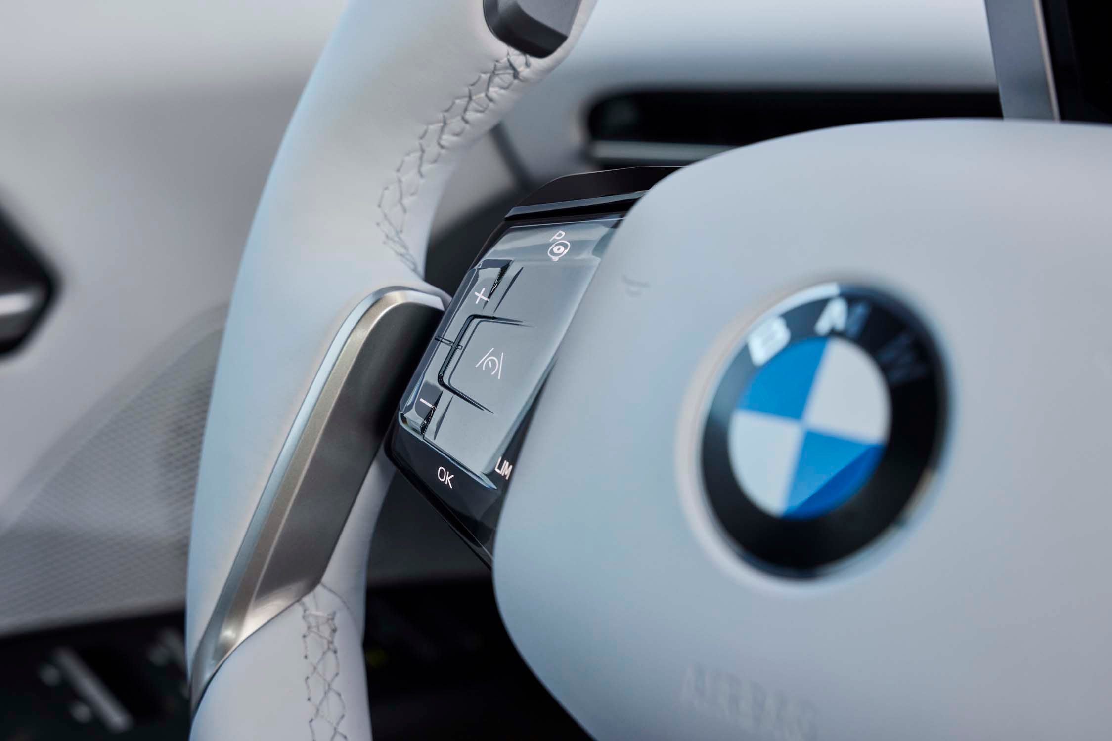 2027 BMW iX3 Drive: Neue Klasse Is in Session