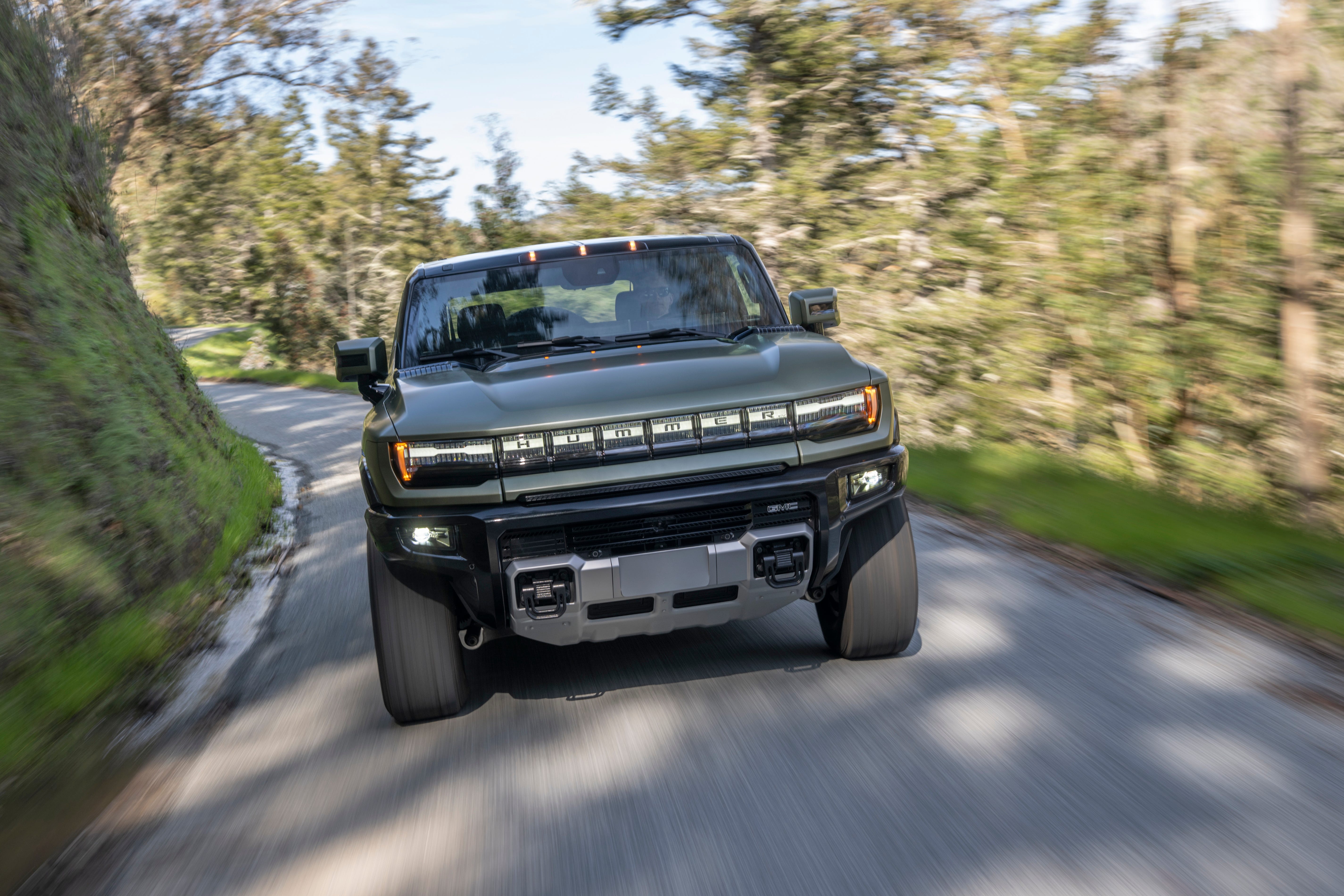 Hummer EV SUV