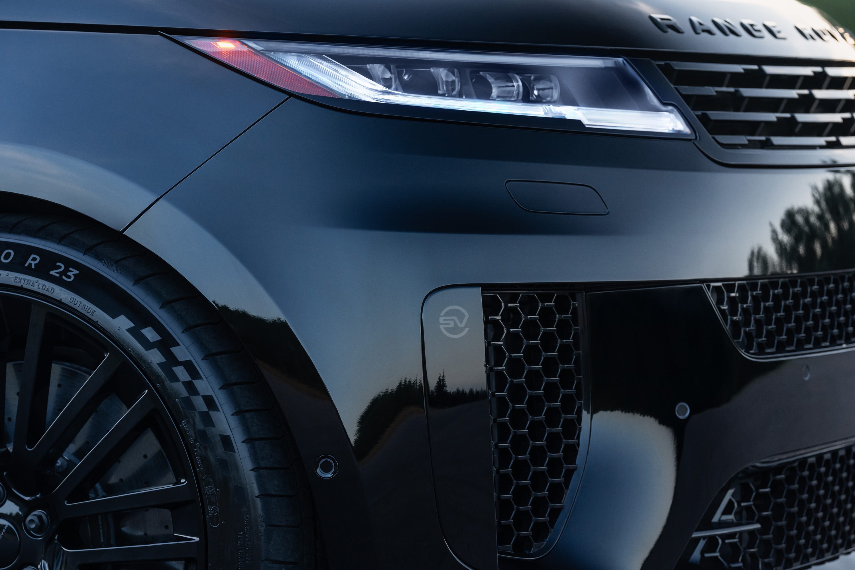 Range Rover Sport SV