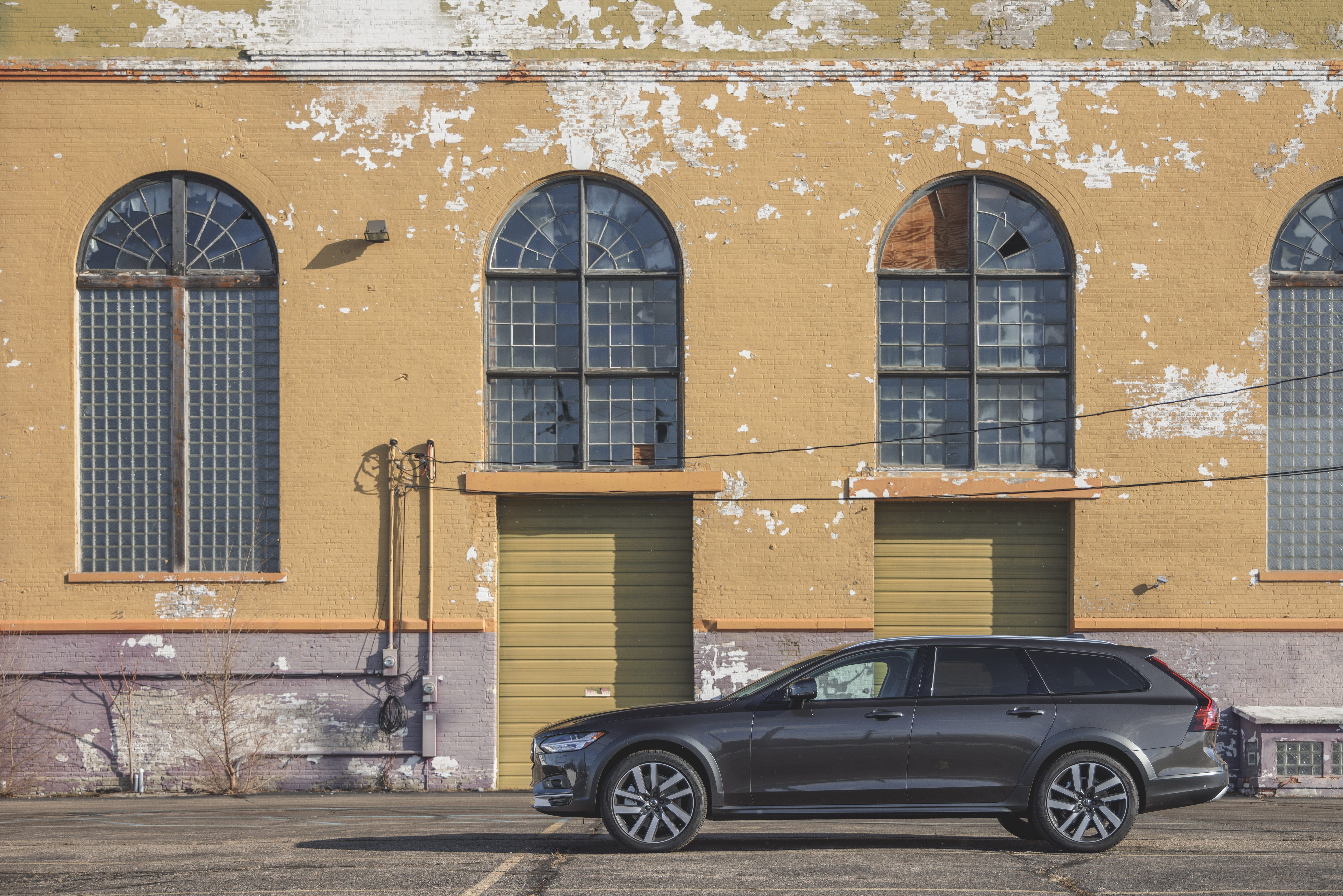 V90 Cross Country