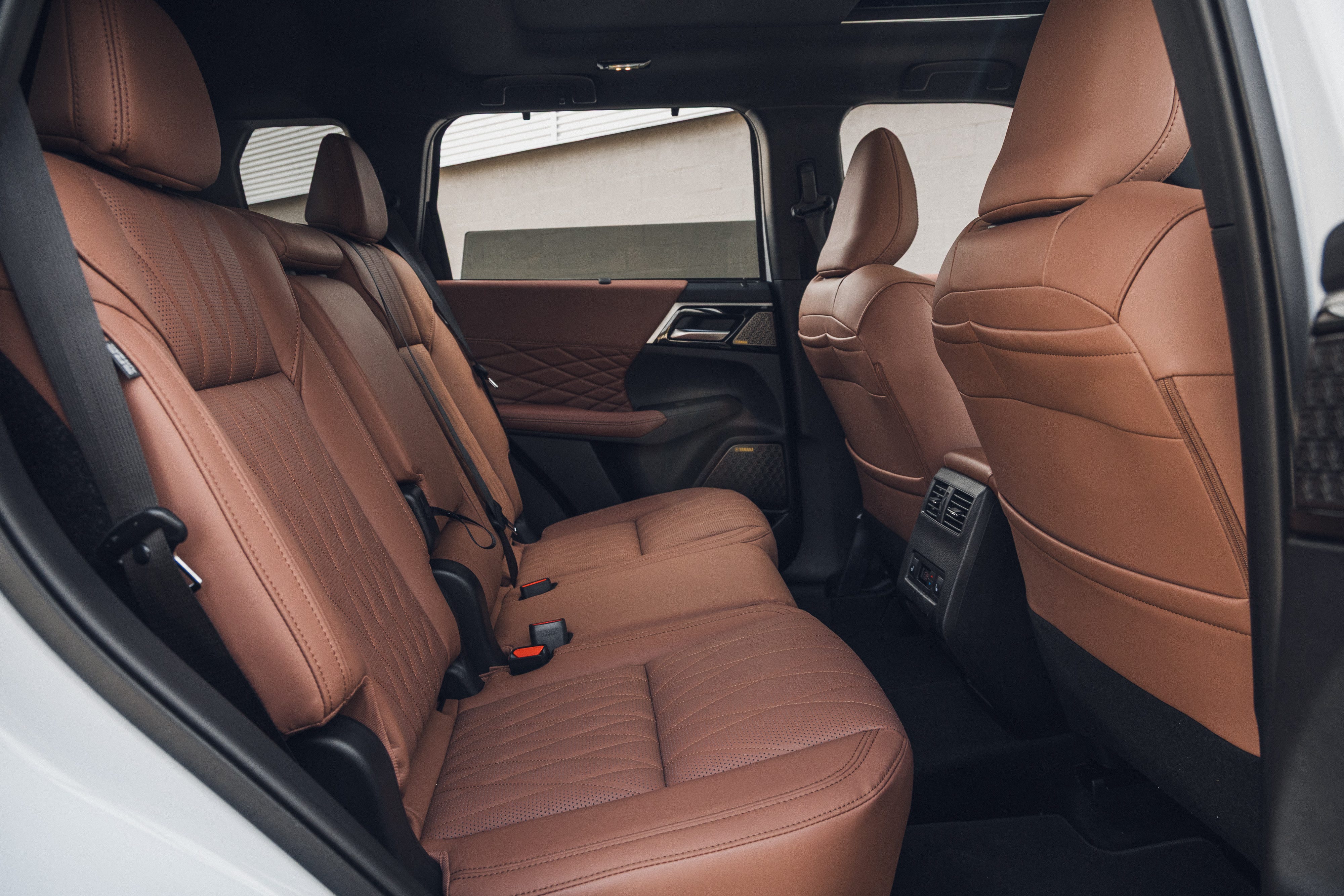 2026 Mitsubishi Outlander Test: Rogue-Like