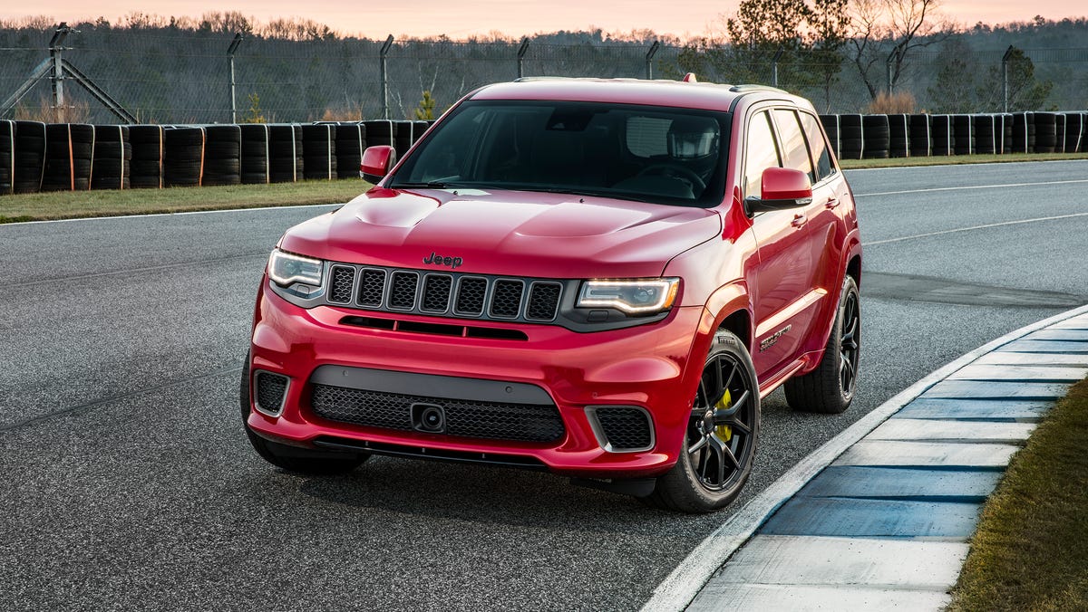 Grand Cherokee Trackhawk photo