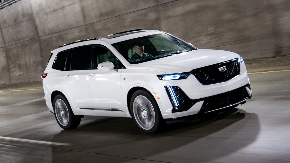 XT6