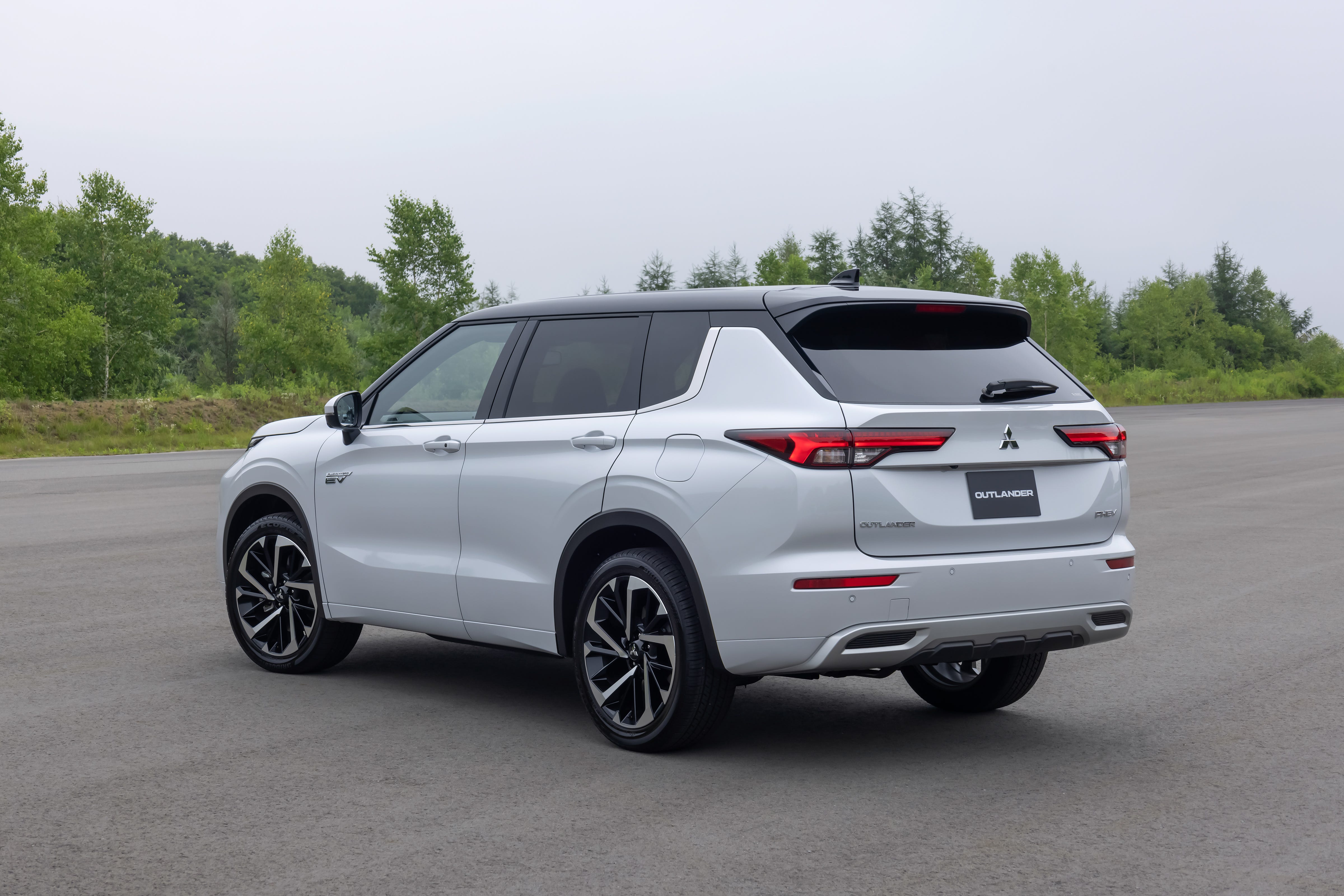 Outlander Hybrid
