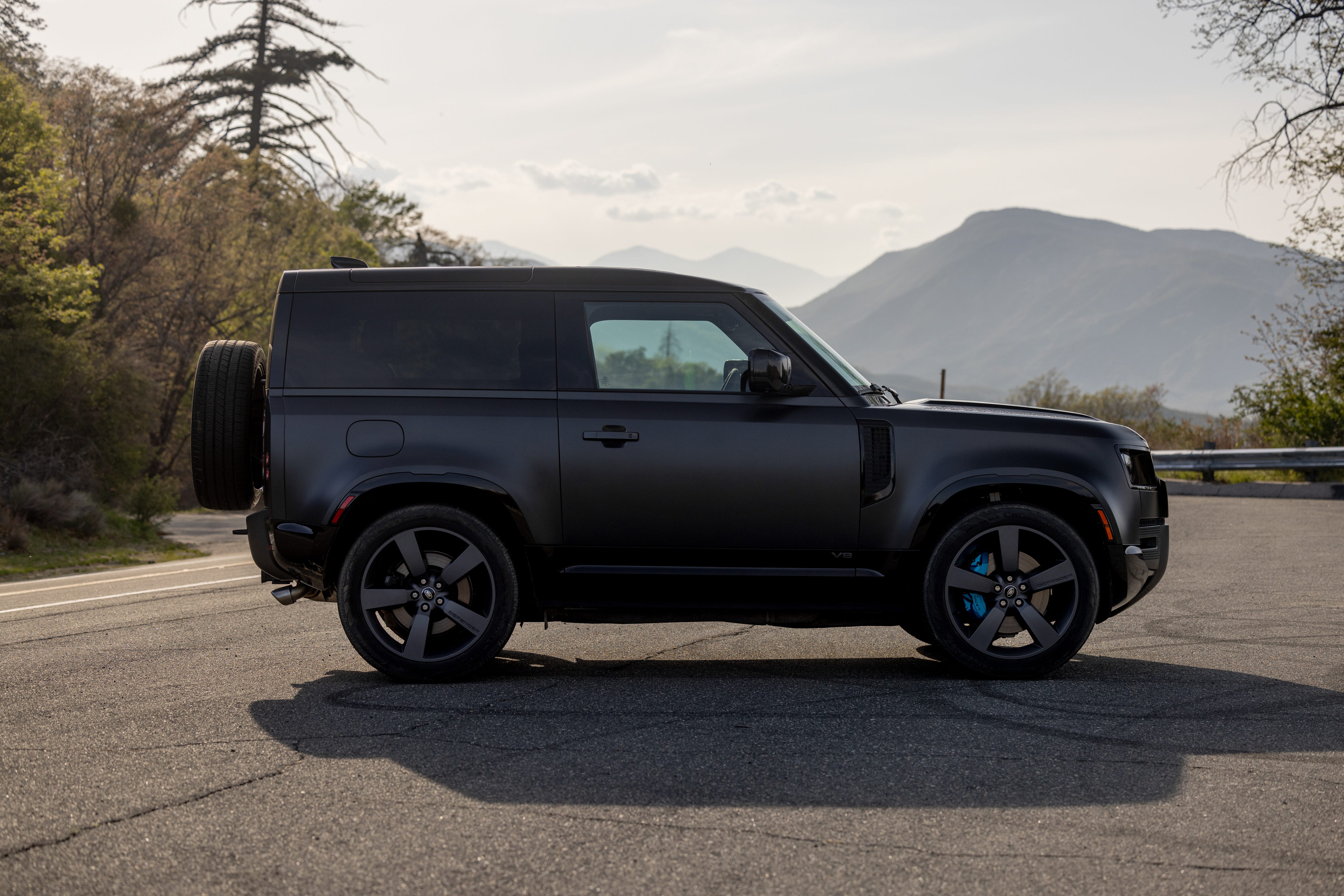 2025 Land Rover Defender Octa: Fierce Defender