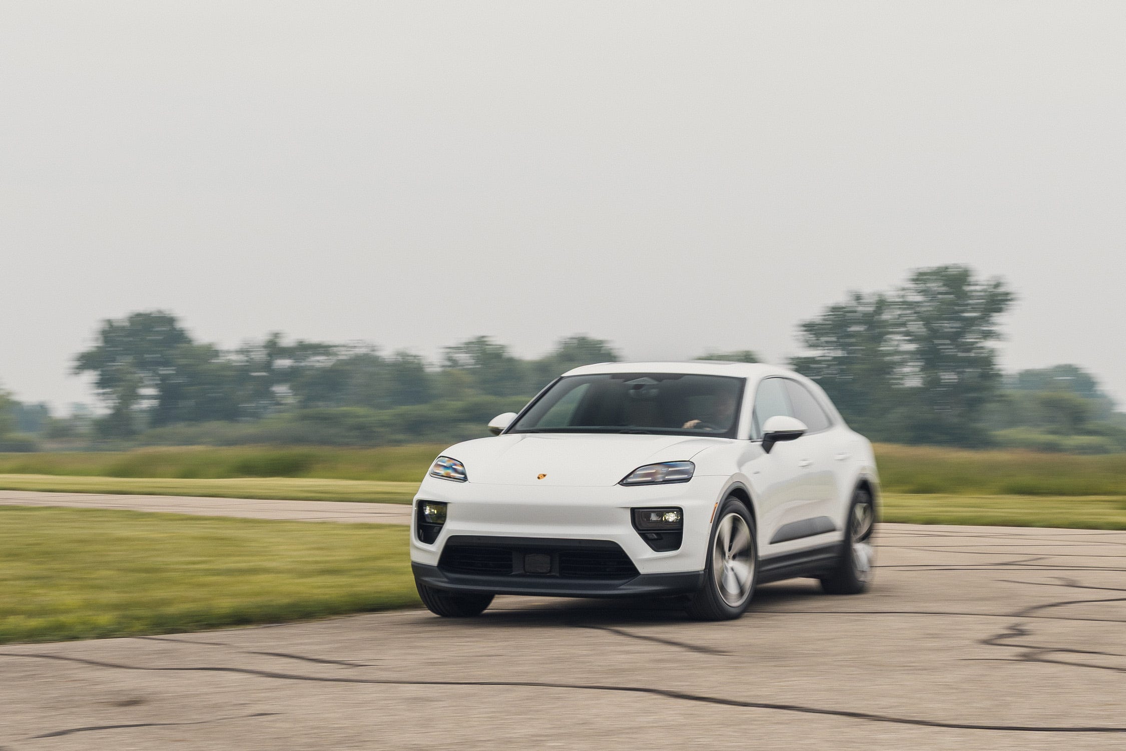 Macan Electric